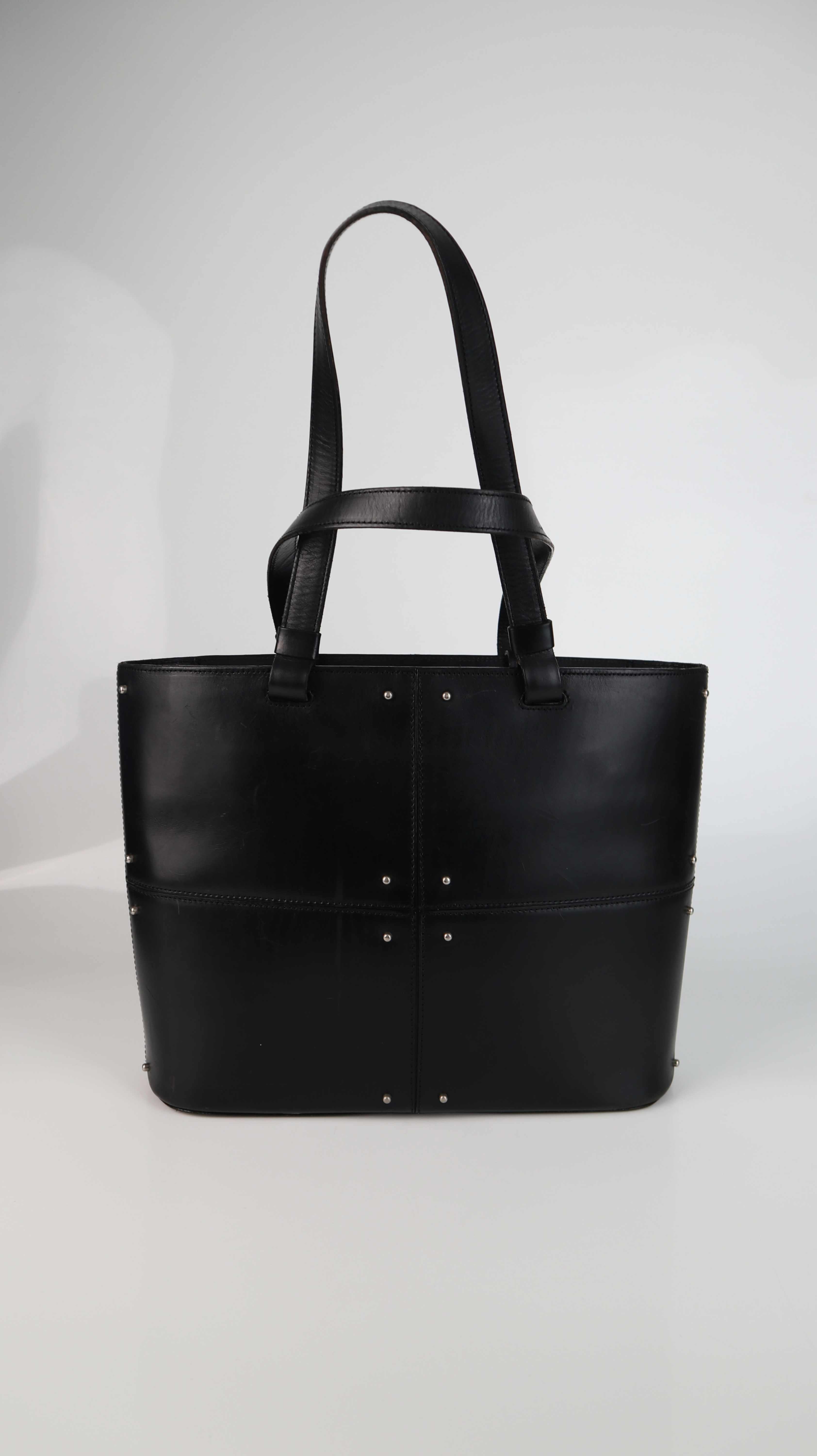 TODS Tasche Ledertasche schwarz Nieten 1990er Shopper Lederhandtasche