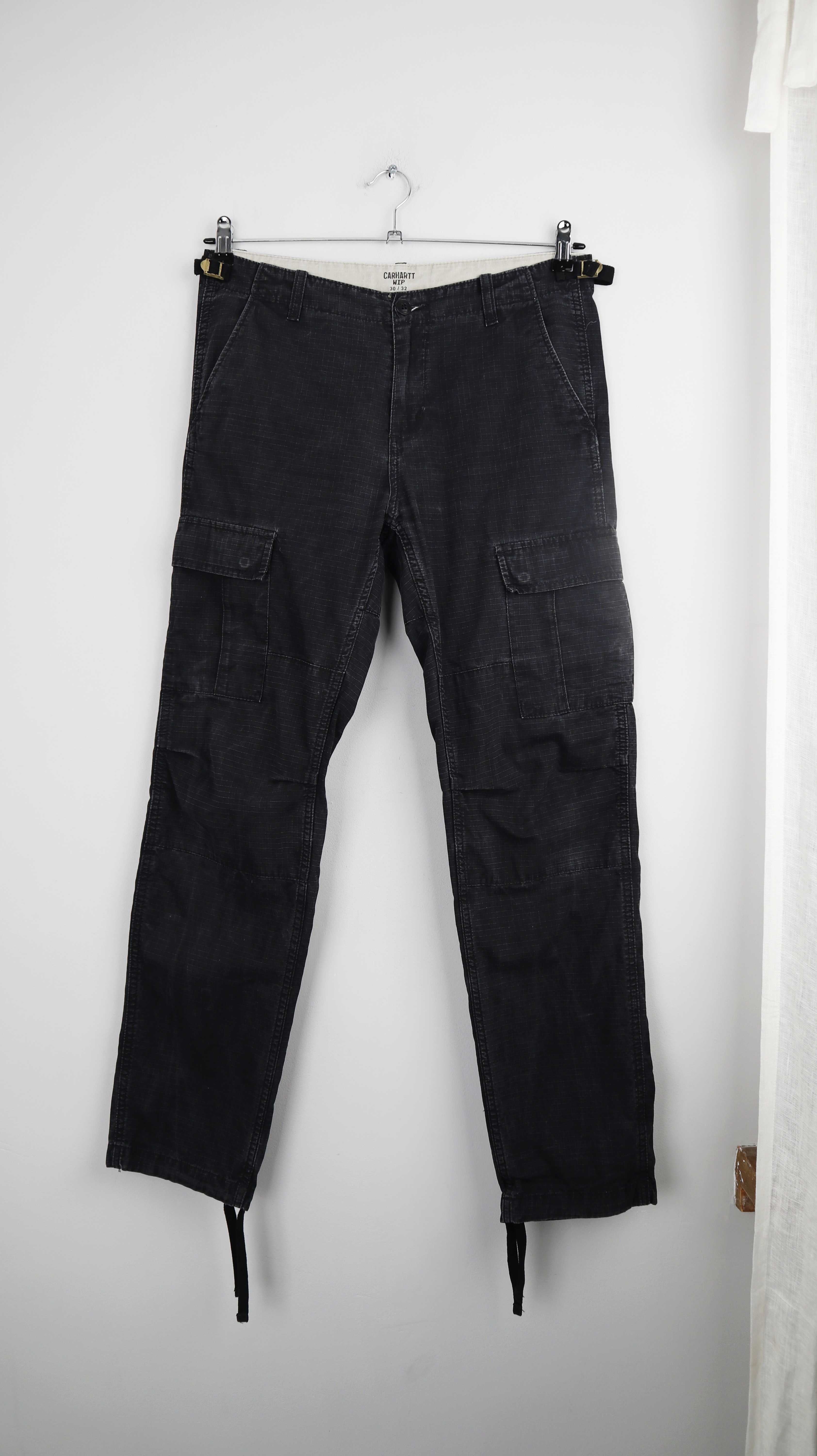 Carhartt WIP Hose dunkelgrau schwarz Cargohose Trackpants 30/32