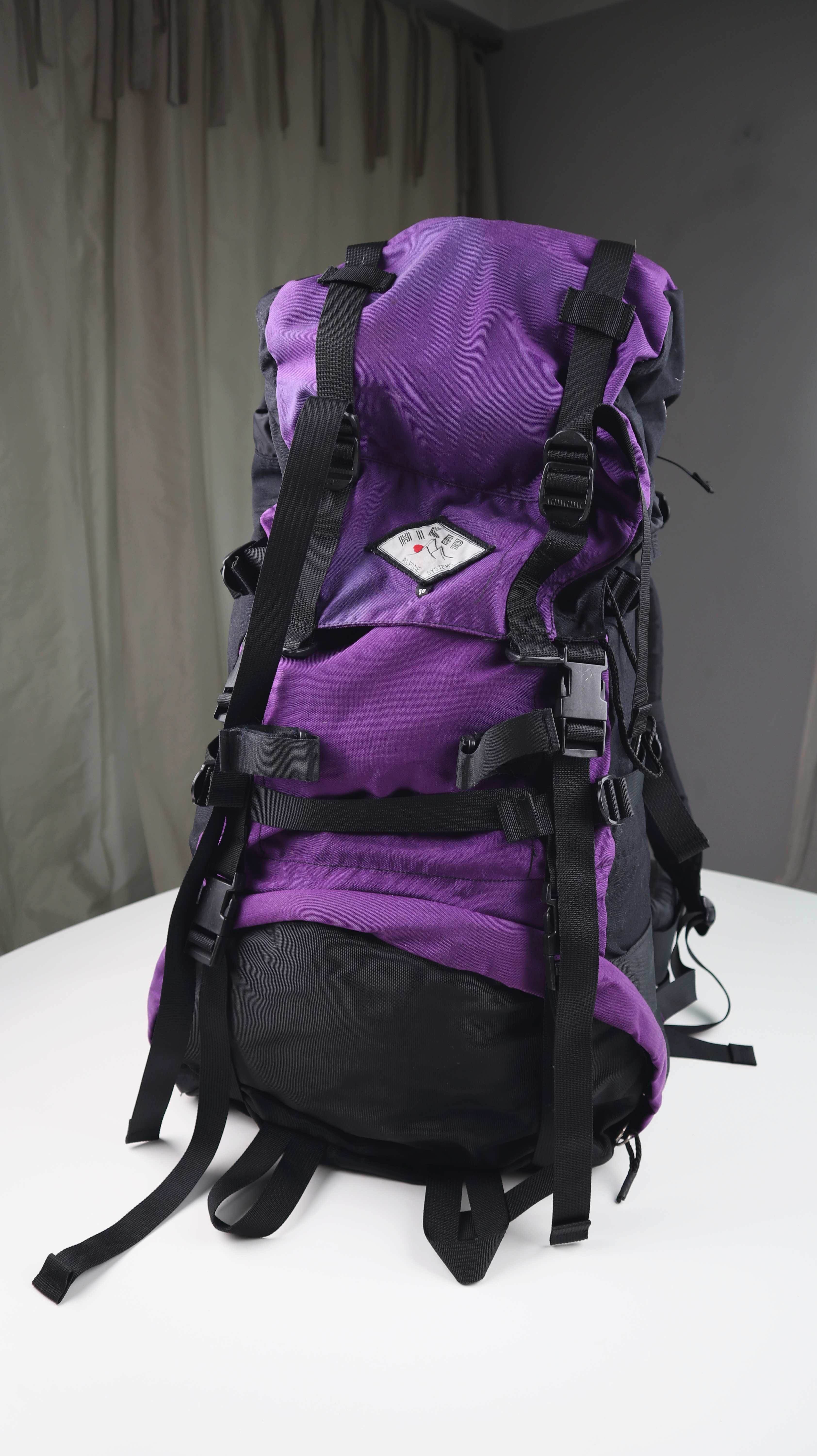 True Vintage Rucksack Wanderrucksack Lila Flieder schwarz Reiserucksack