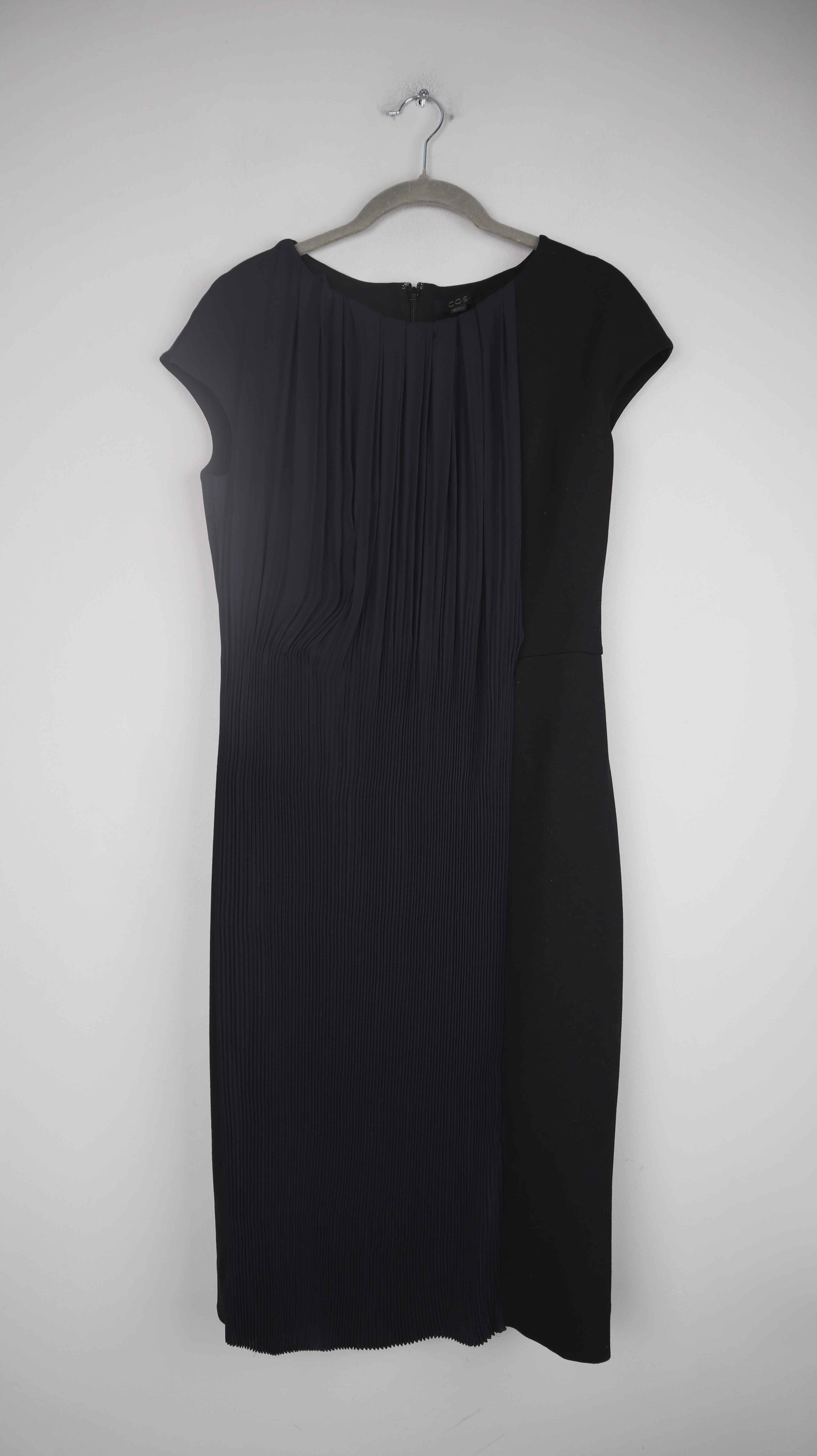 COS Kleid 36 S Etuikleid Abendkleid Seide Seidenkleid Minimalist Cocktailkleid