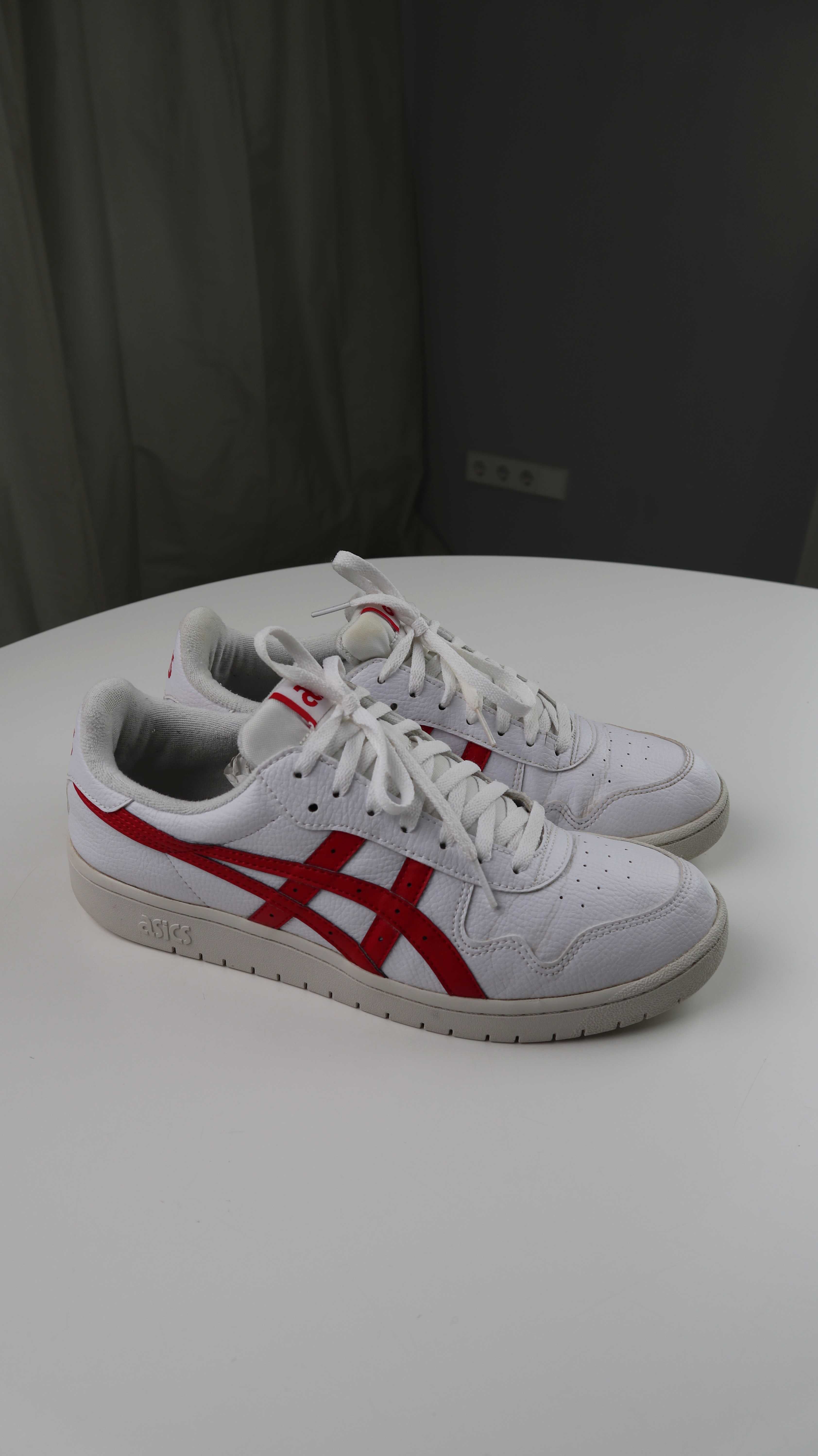 Asics Sneaker 44 weiß rot Turnschuhe Schnürer Japan S