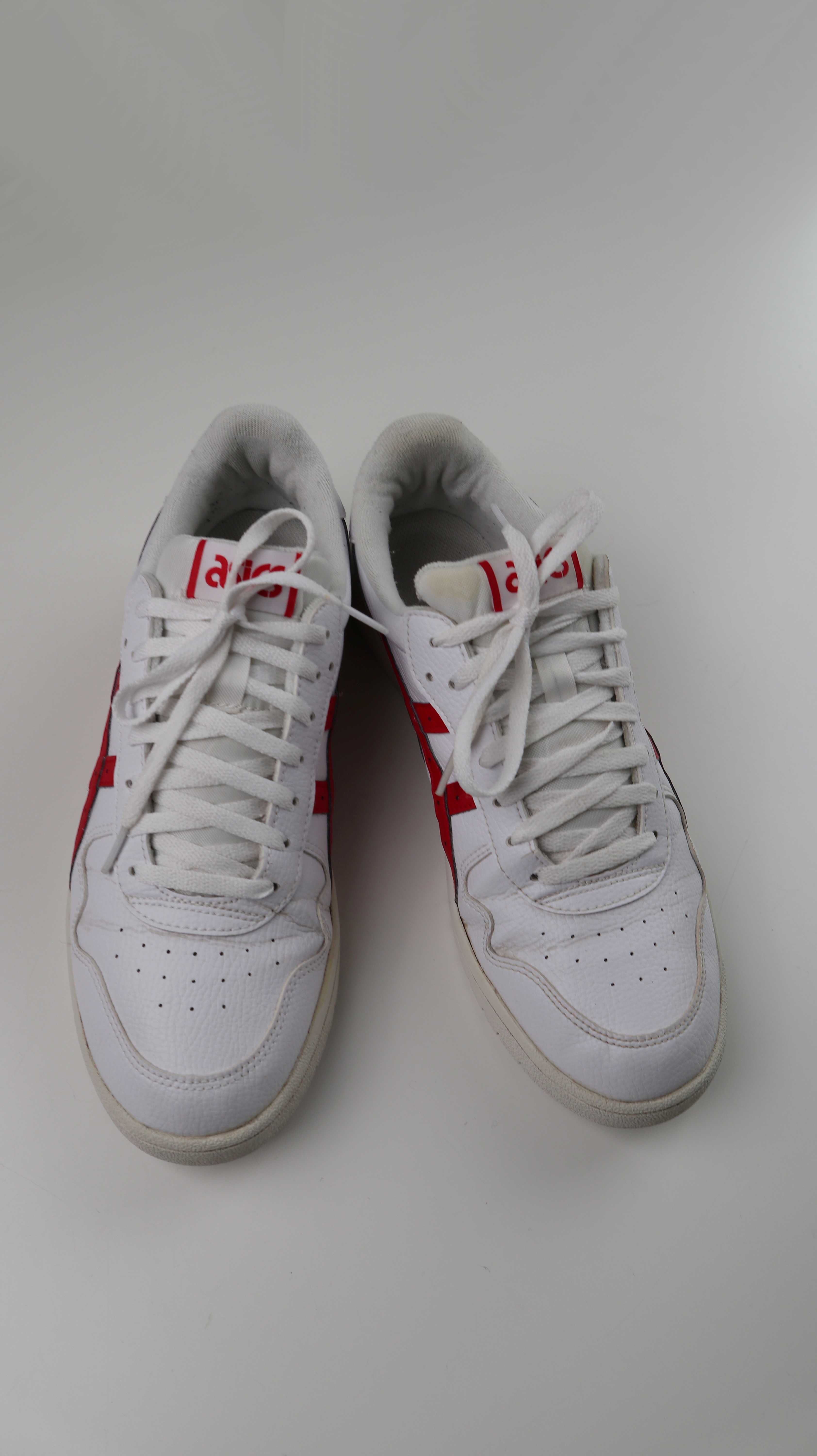 Asics Sneaker 44 weiß rot Turnschuhe Schnürer Japan S