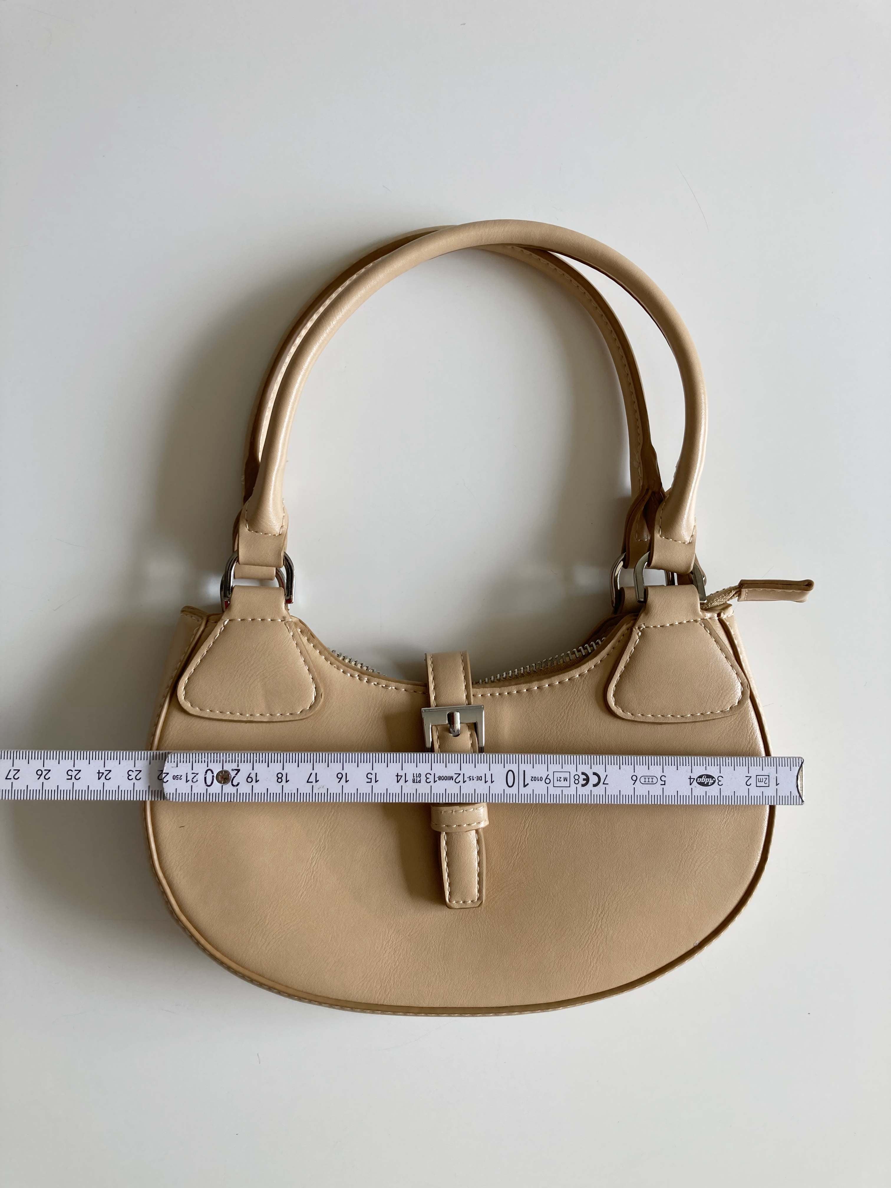 Mango Handtasche creme beige Schultertasche baguette bag minimag