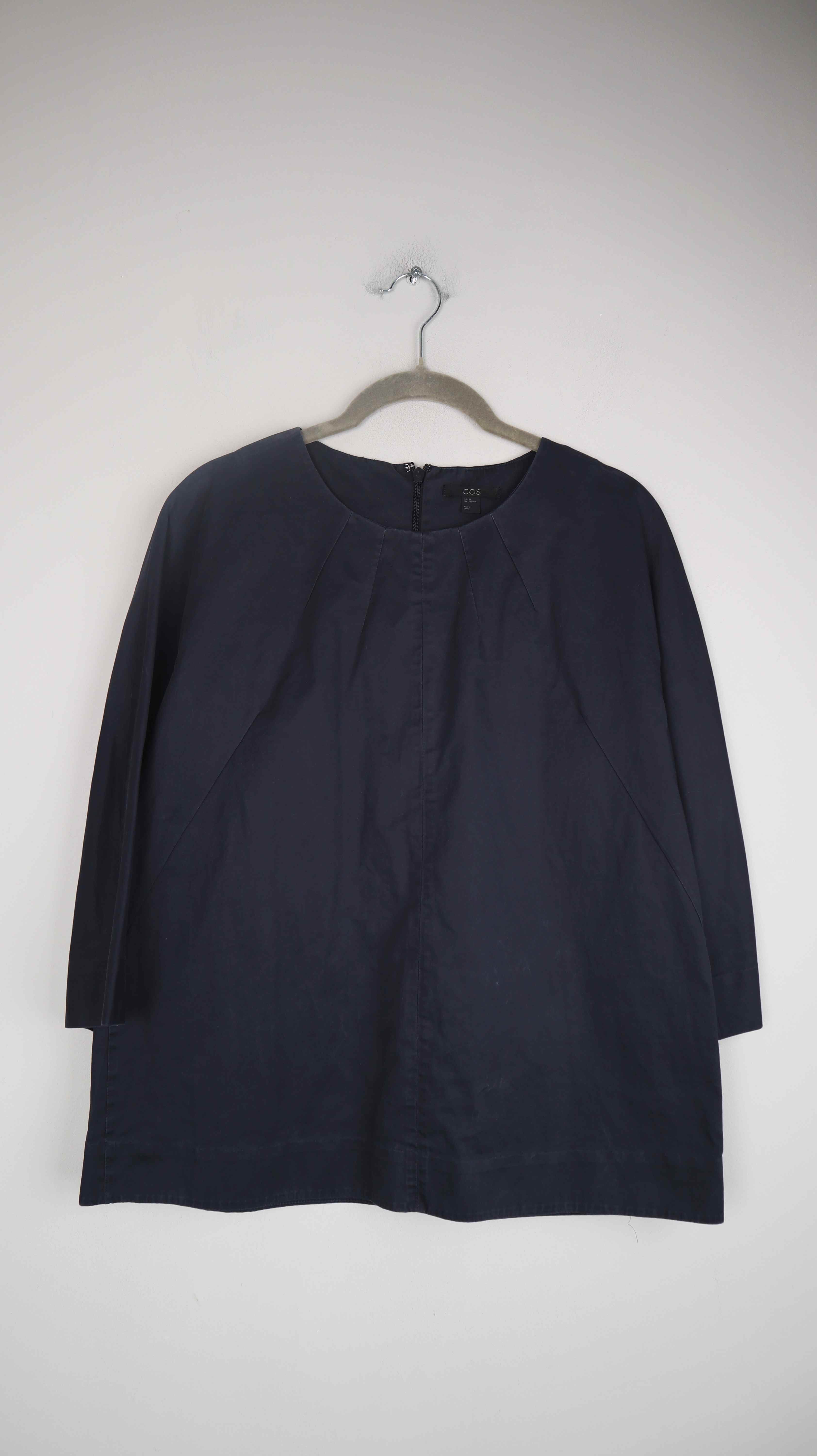 COS Top Blau Bluse dunkelblau 36 S Shirt Oberteil basic Minimalist