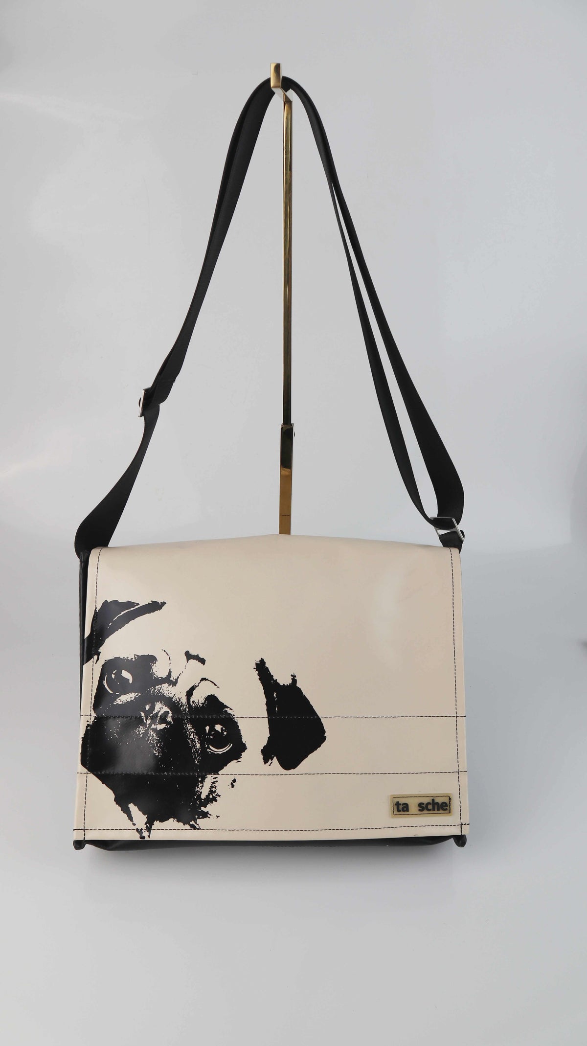 Tausche Tasche mit wechselbarer Front Tagediebin Mops schwarz weiß