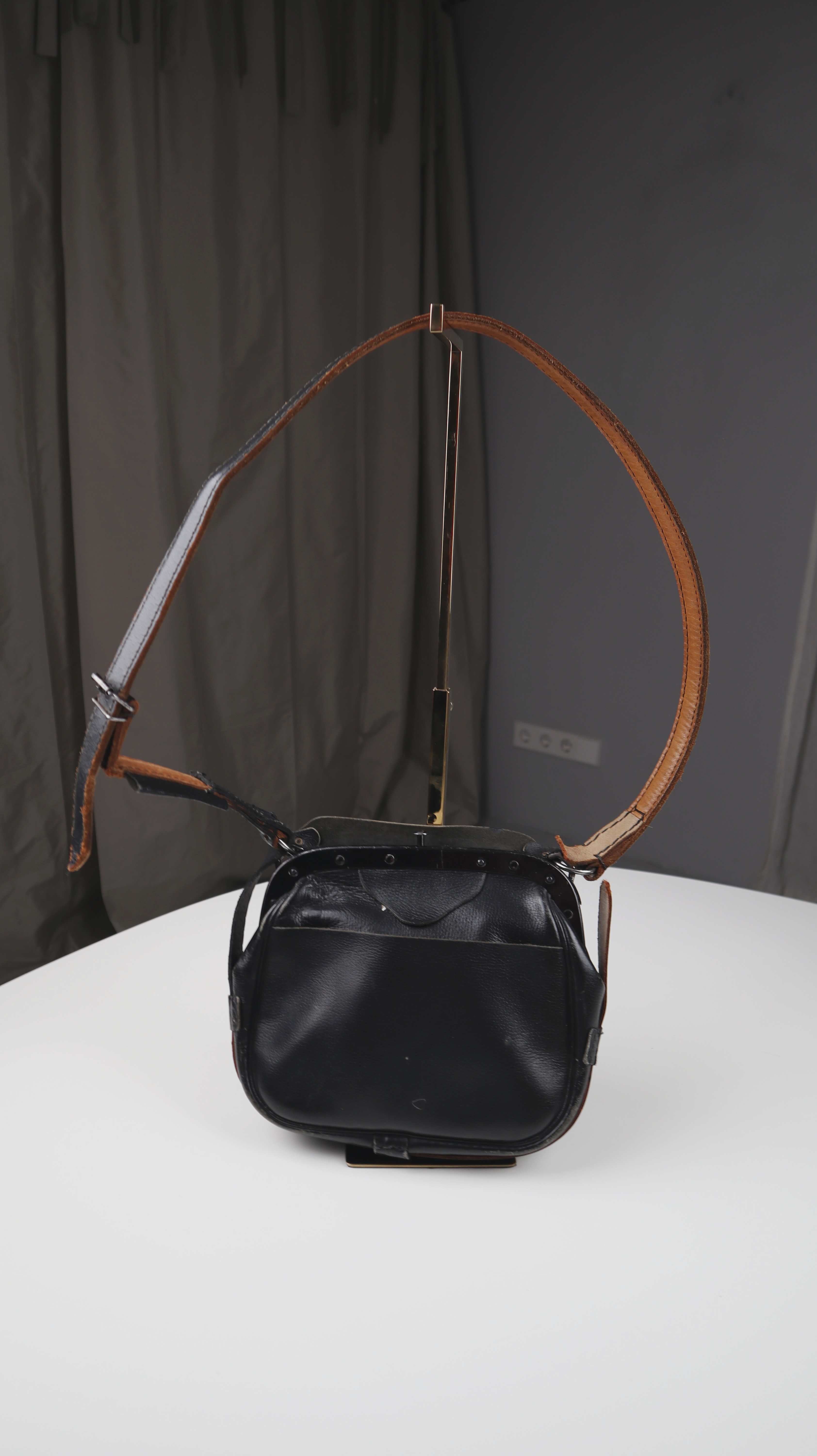 True Vintage Schaffnertasche Posttasche Nostalgie schwarz Ledertasche Leder