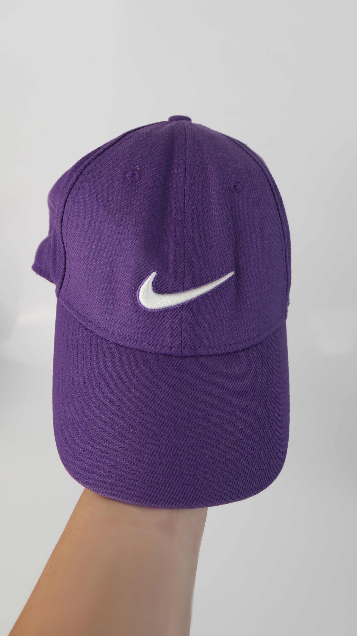 Nike Cap Mütze Käppi lila Flieder Schirmmütze