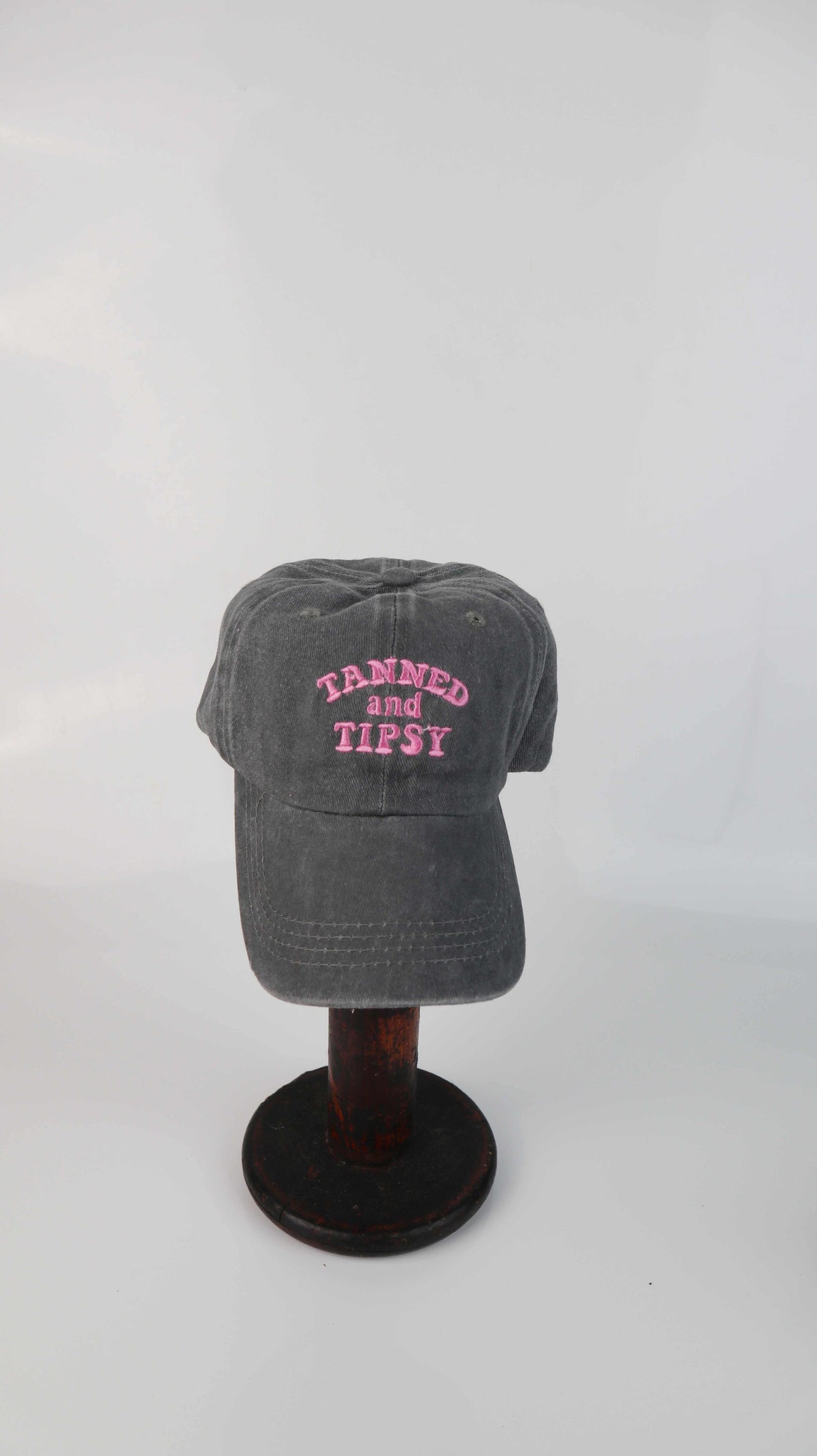 Tanned and Tipsy Cap Grau Schirmmütze Käppi washed