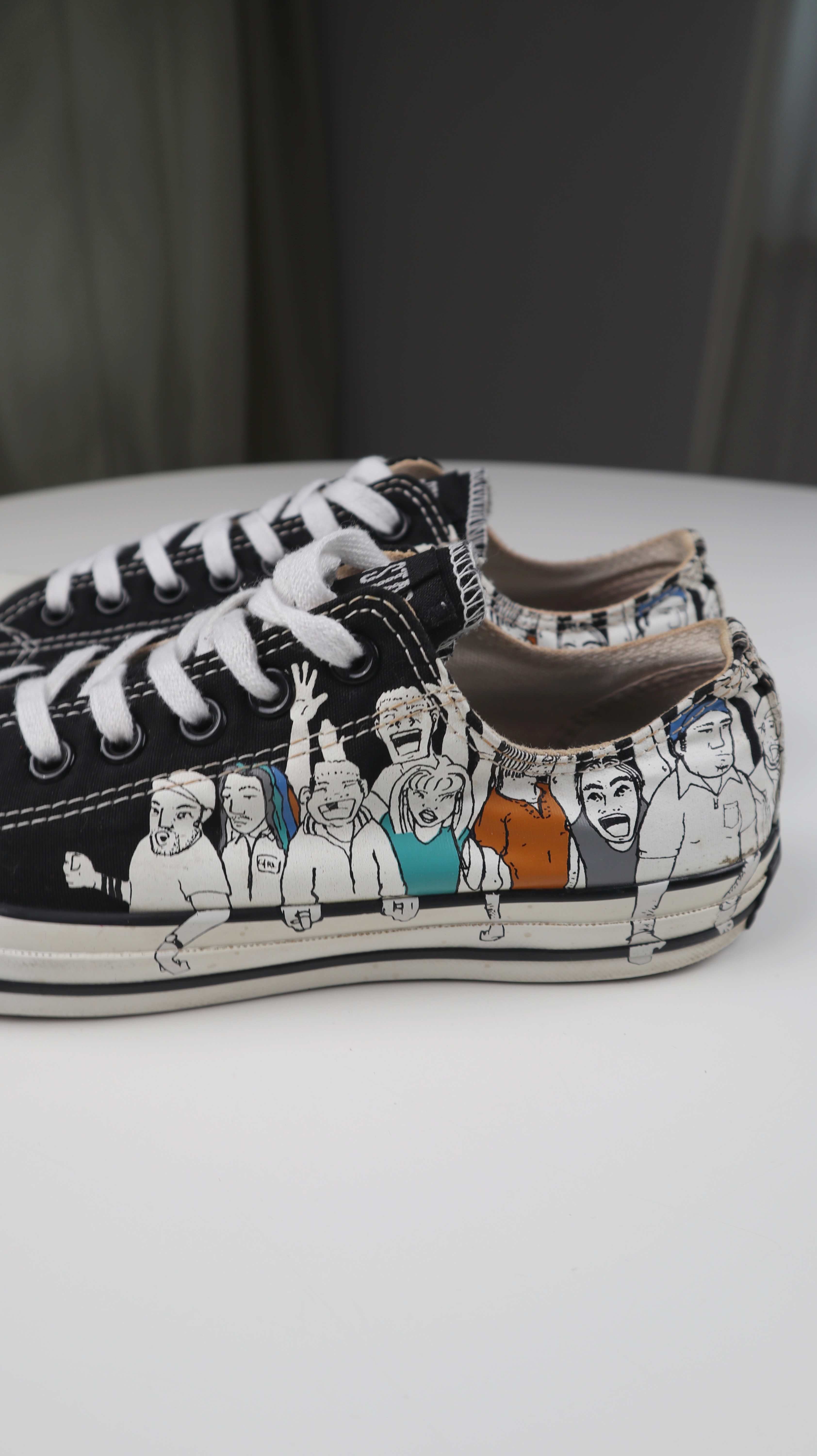 Converse Chuck Taylor All Star Low 42,5 Japan Sonderedition schwarz Design