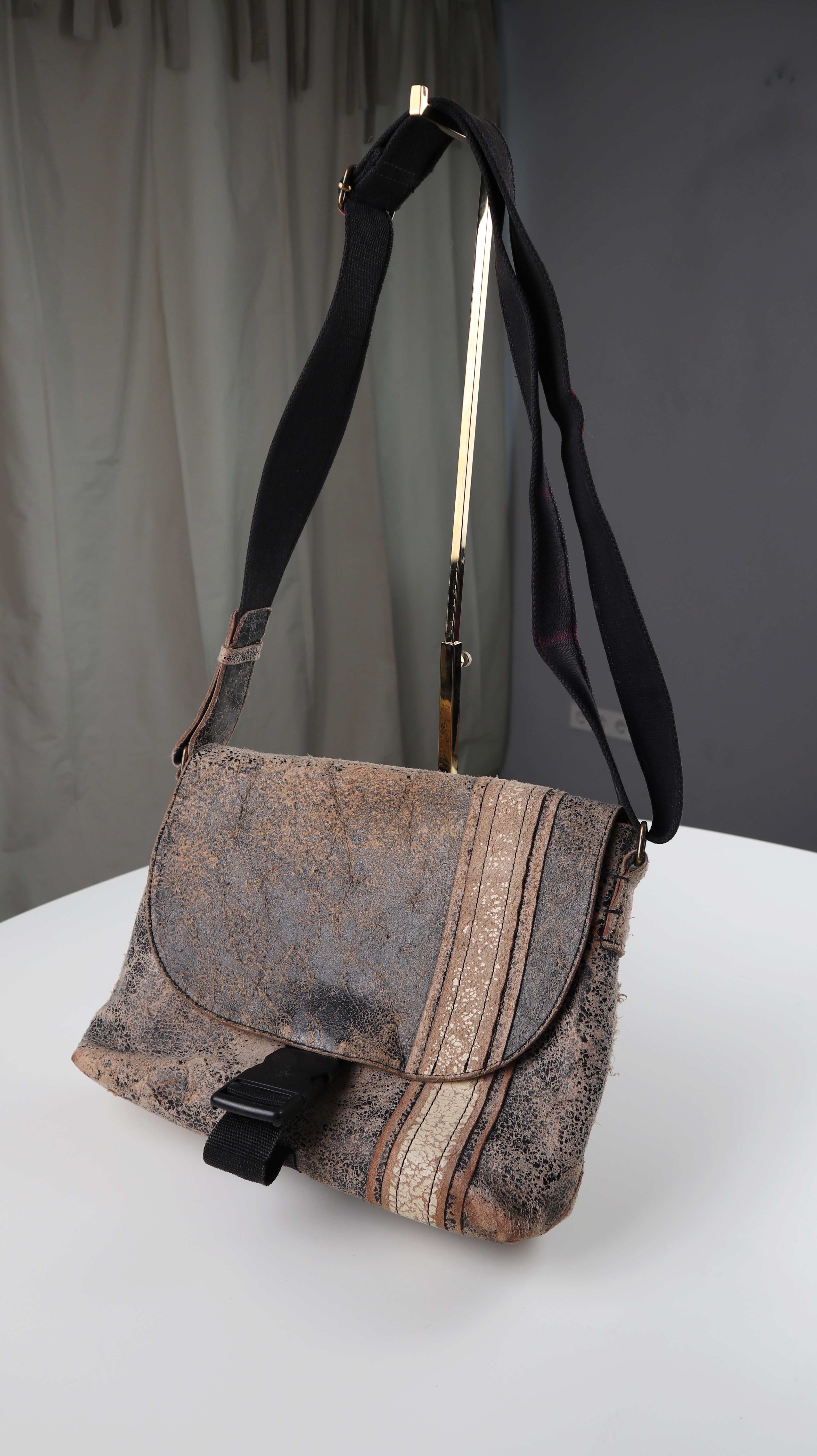 Jost Tasche Umhängetasche Ledertasche Schultertasche braun beige