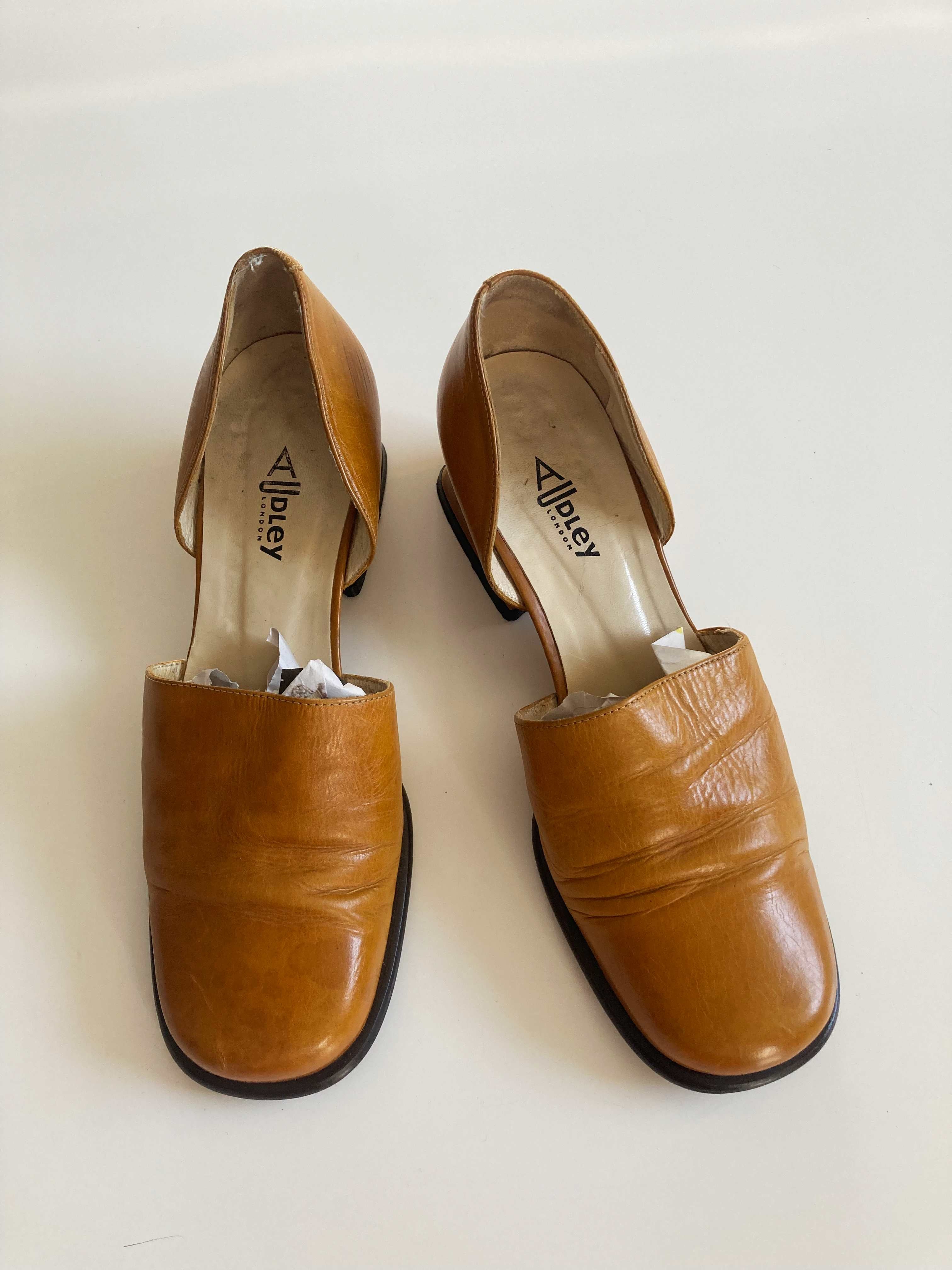 Audley Schuhe Lederschuhe true Vintage 37 gelb braun 70er