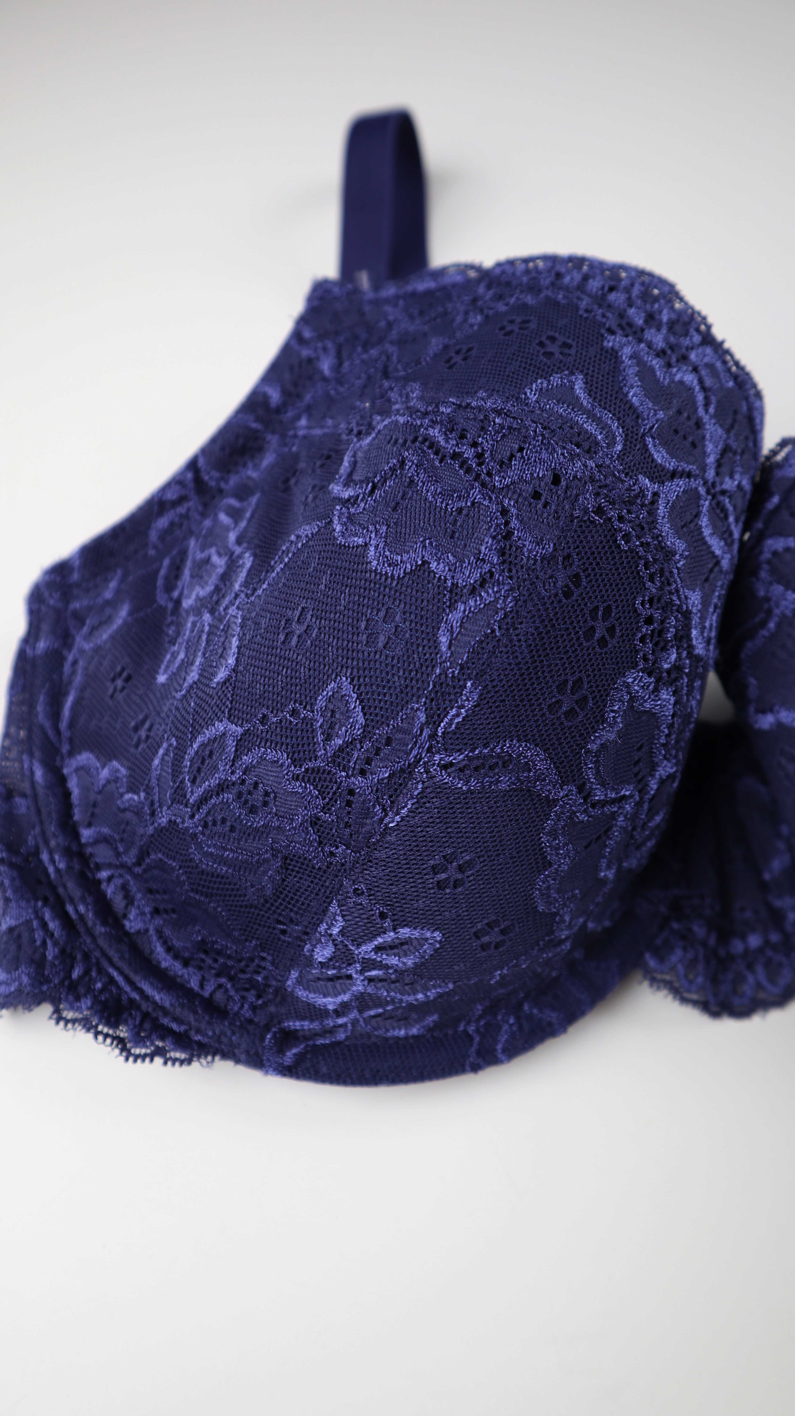 BH Blau Spitze Spitzenbh 75D dunkelblau Hartschalenbh