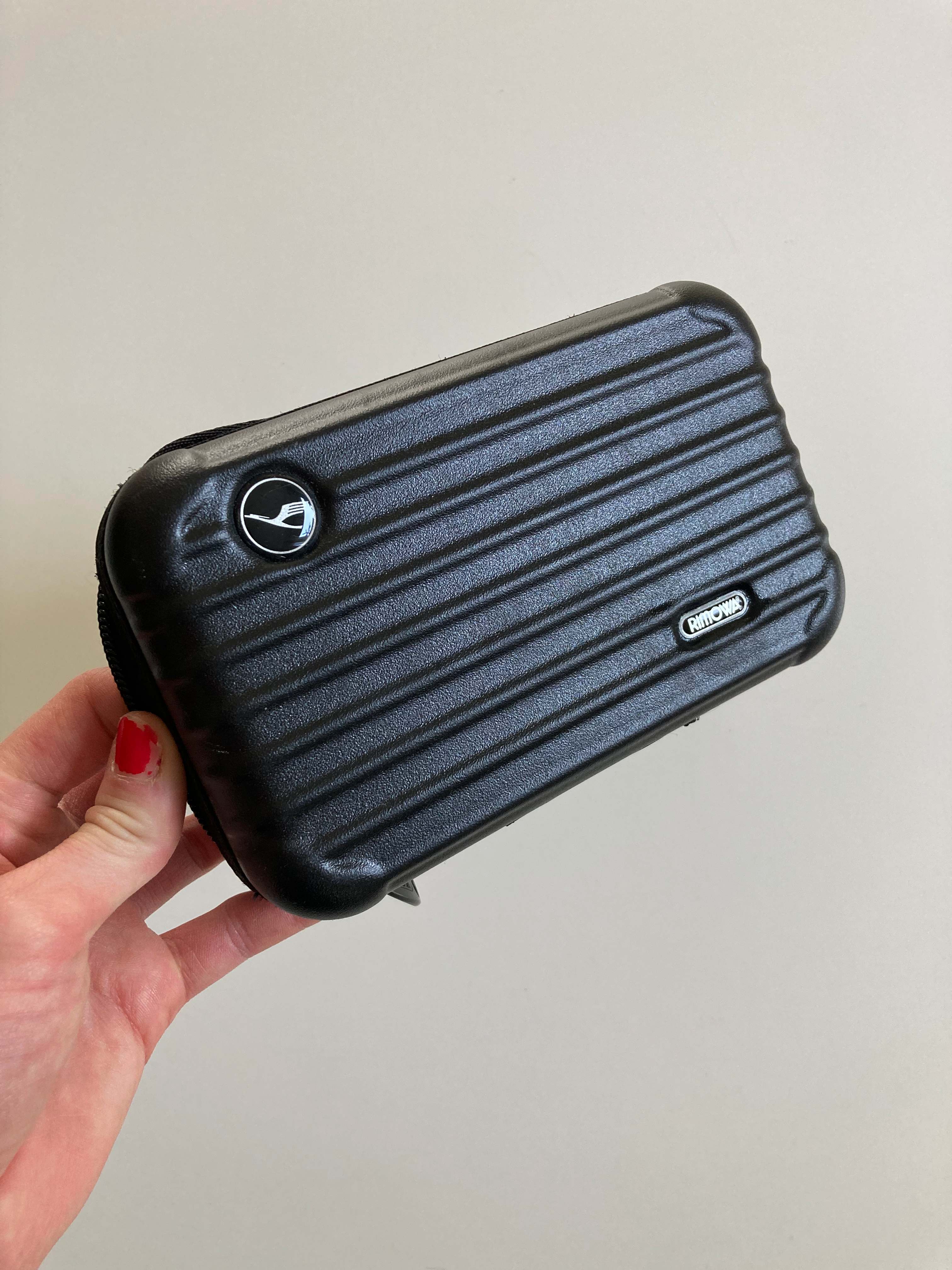 Rimowa x Lufthansa Beautycase Kosmetiktasche schwarz Case Etui Tasche