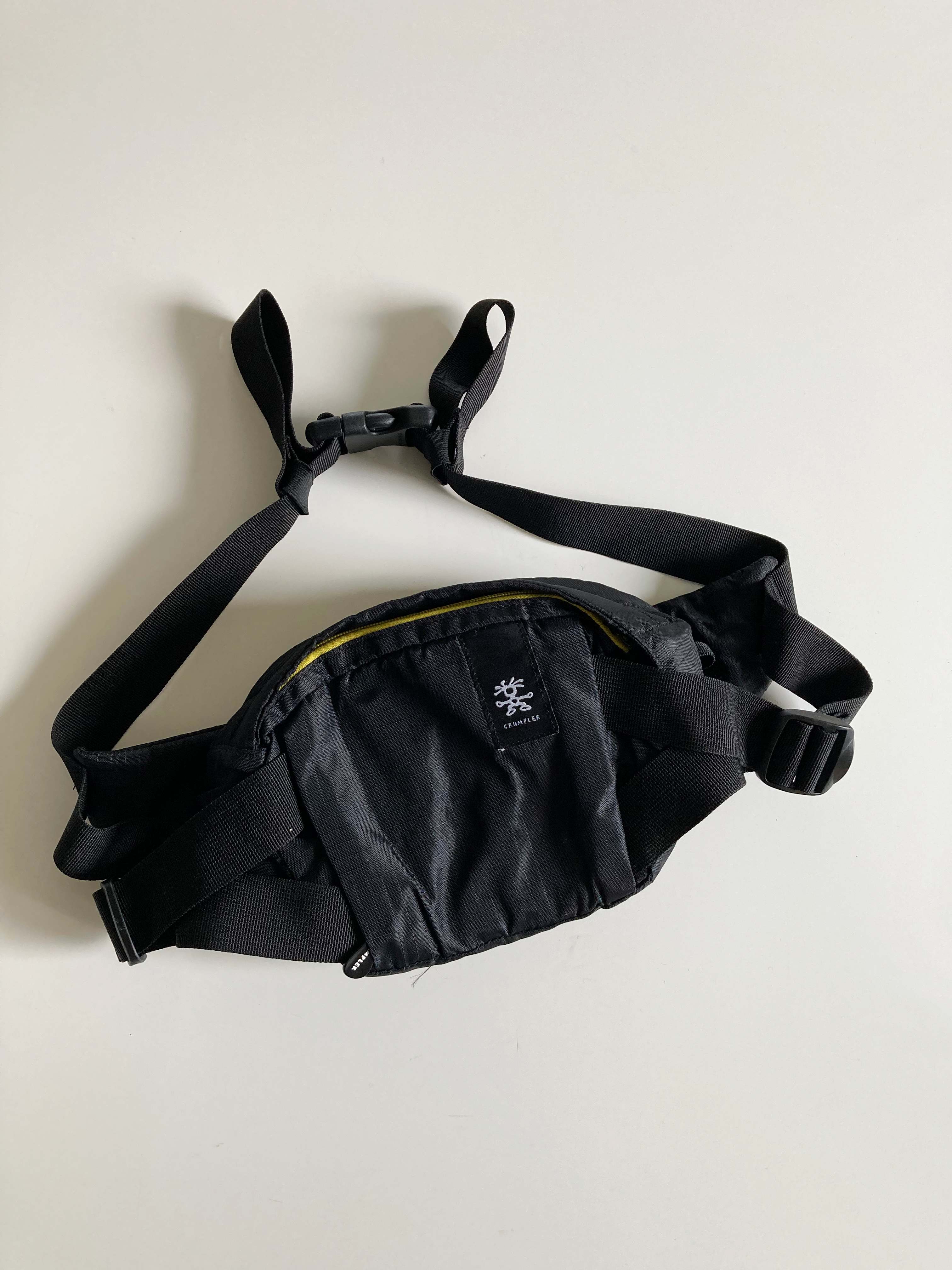 Crumpler Bauchtasche Crossbag Tasche Hüfttasche Hipbag schwarz Gelb