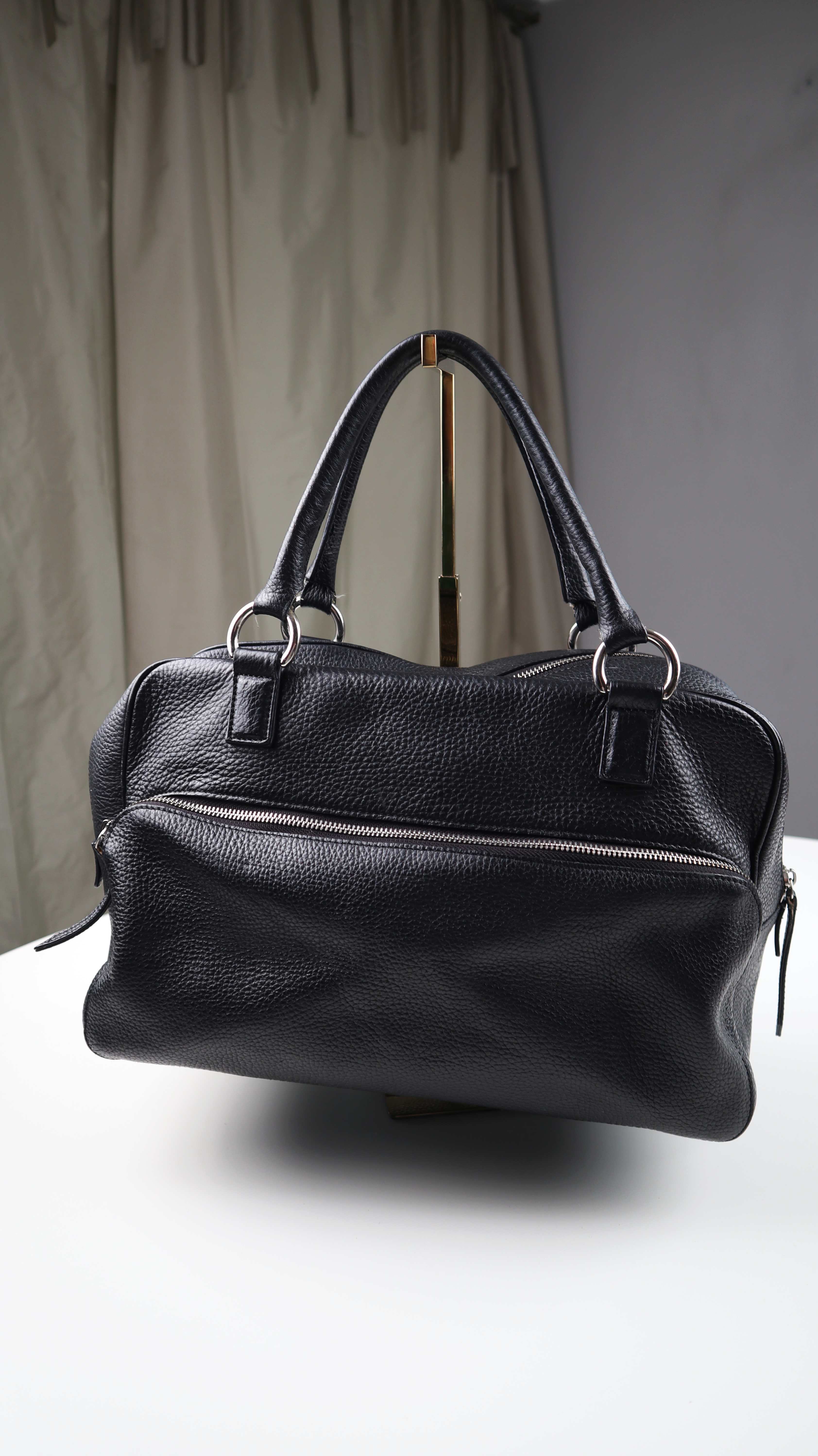 Chi Chi Fan Tasche Ledertasche Handtasche Shopper schwarz Akzentasche