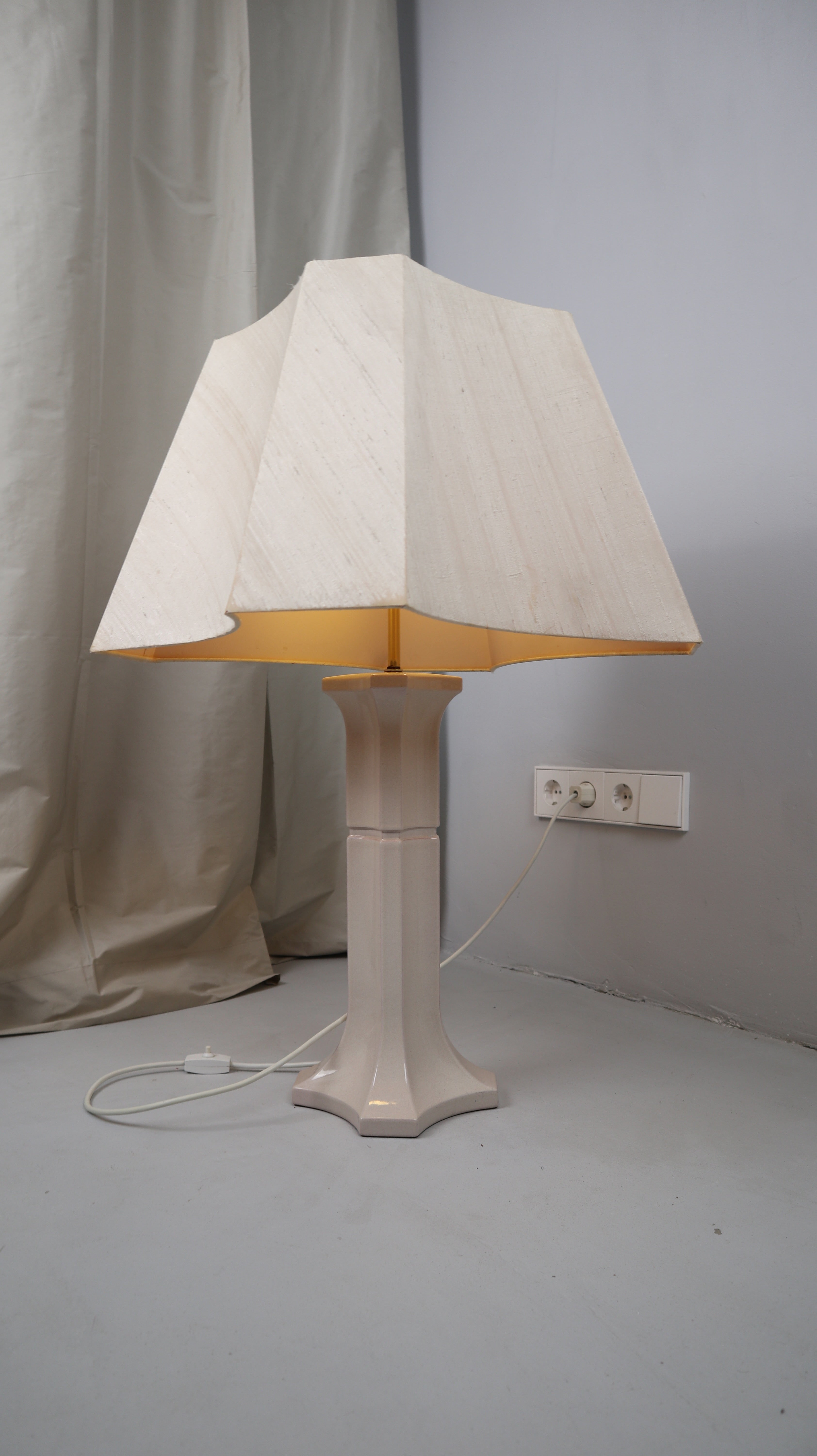 Tischleuchte Tischlampe Creme Beige groß Porzellanlampenfuß Retro Vintage