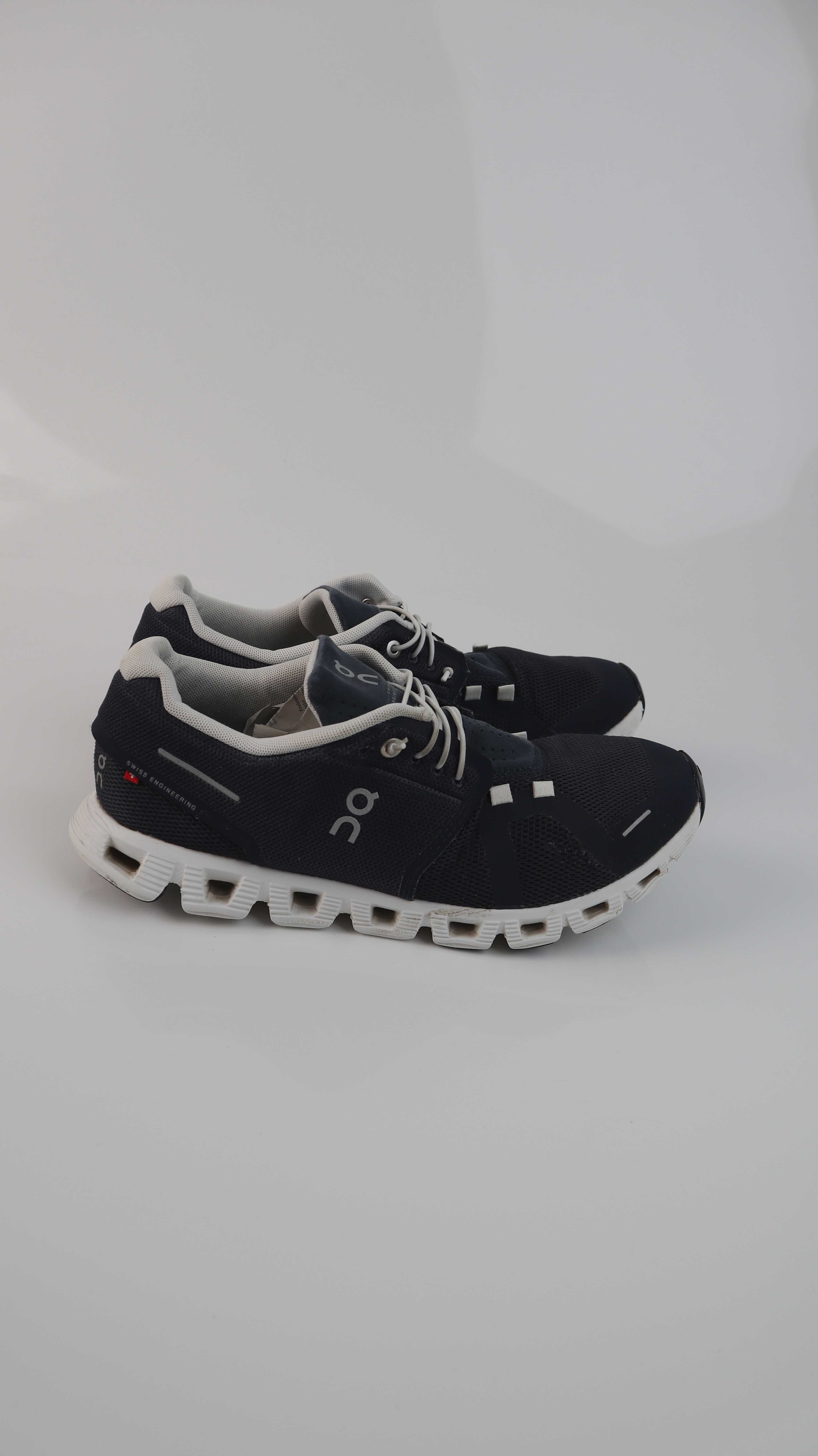 ON Sneaker Turnschuhe Blau 42 dunkelblau Schnürer Sportschuhe