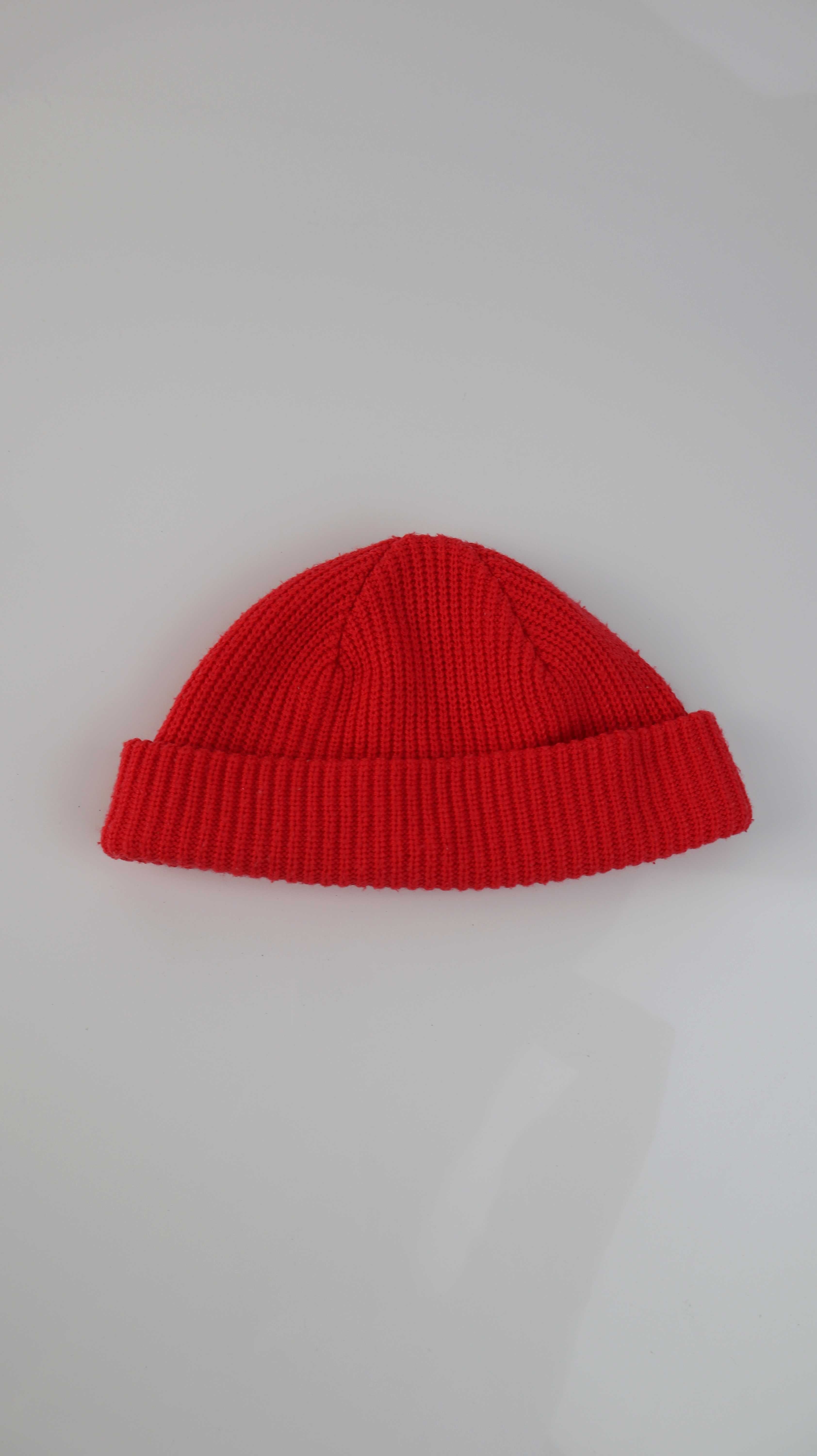 Weekday Mütze Kappe rot Einheitsgröße onesize ripped