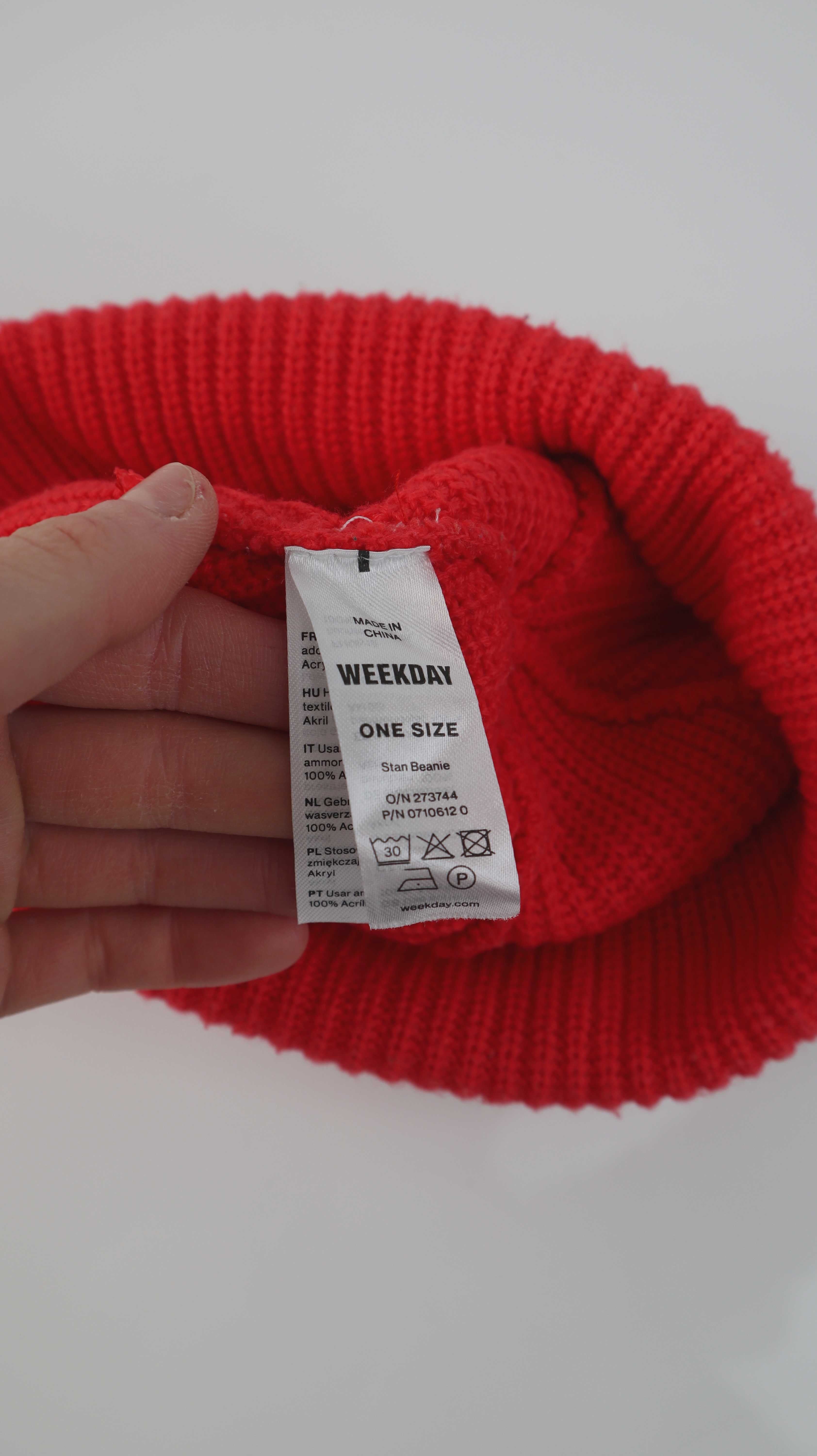 Weekday Mütze Kappe rot Einheitsgröße onesize ripped