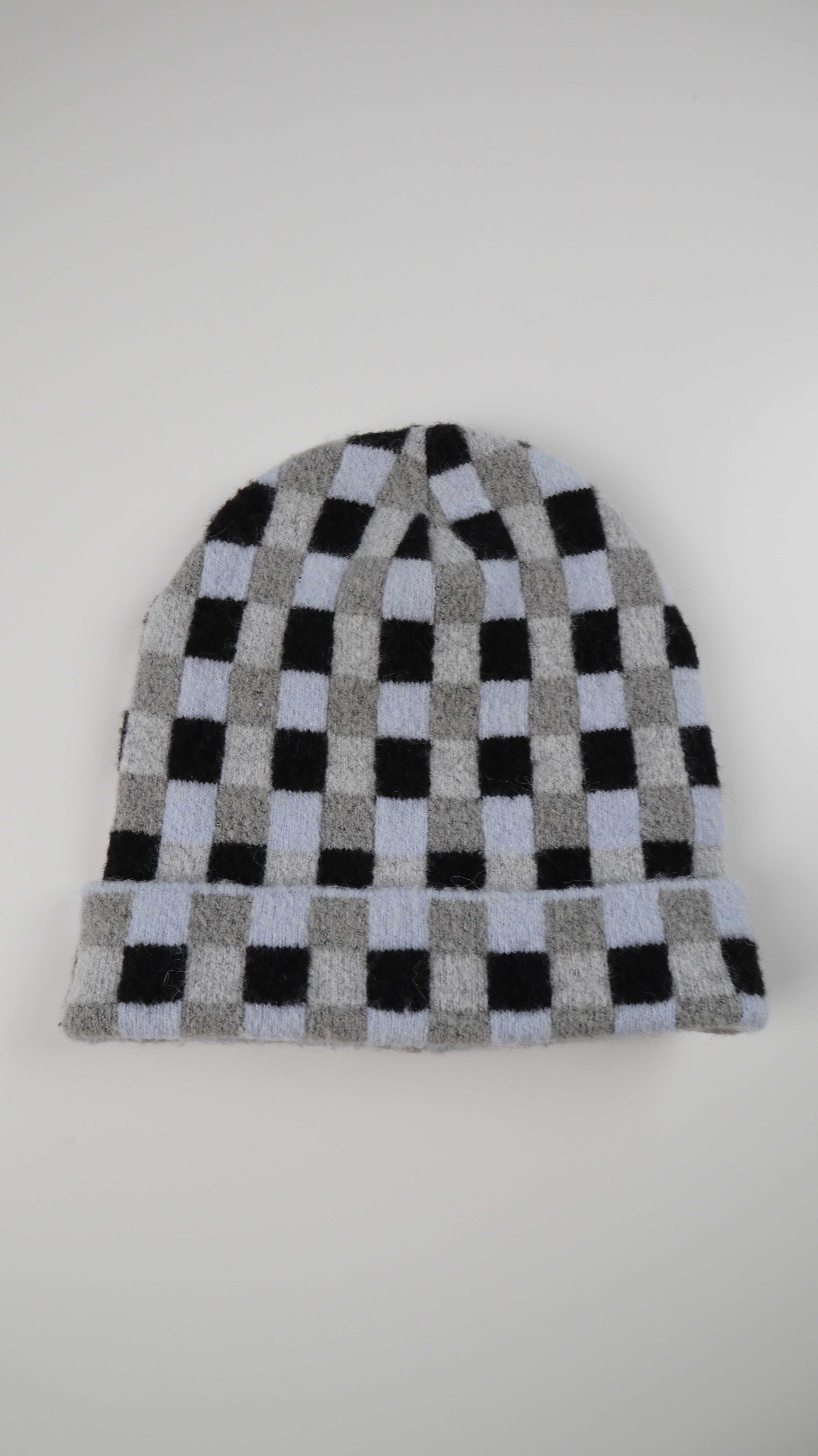 Weekday Mütze Beanie unisex kariert blau grau schwarz