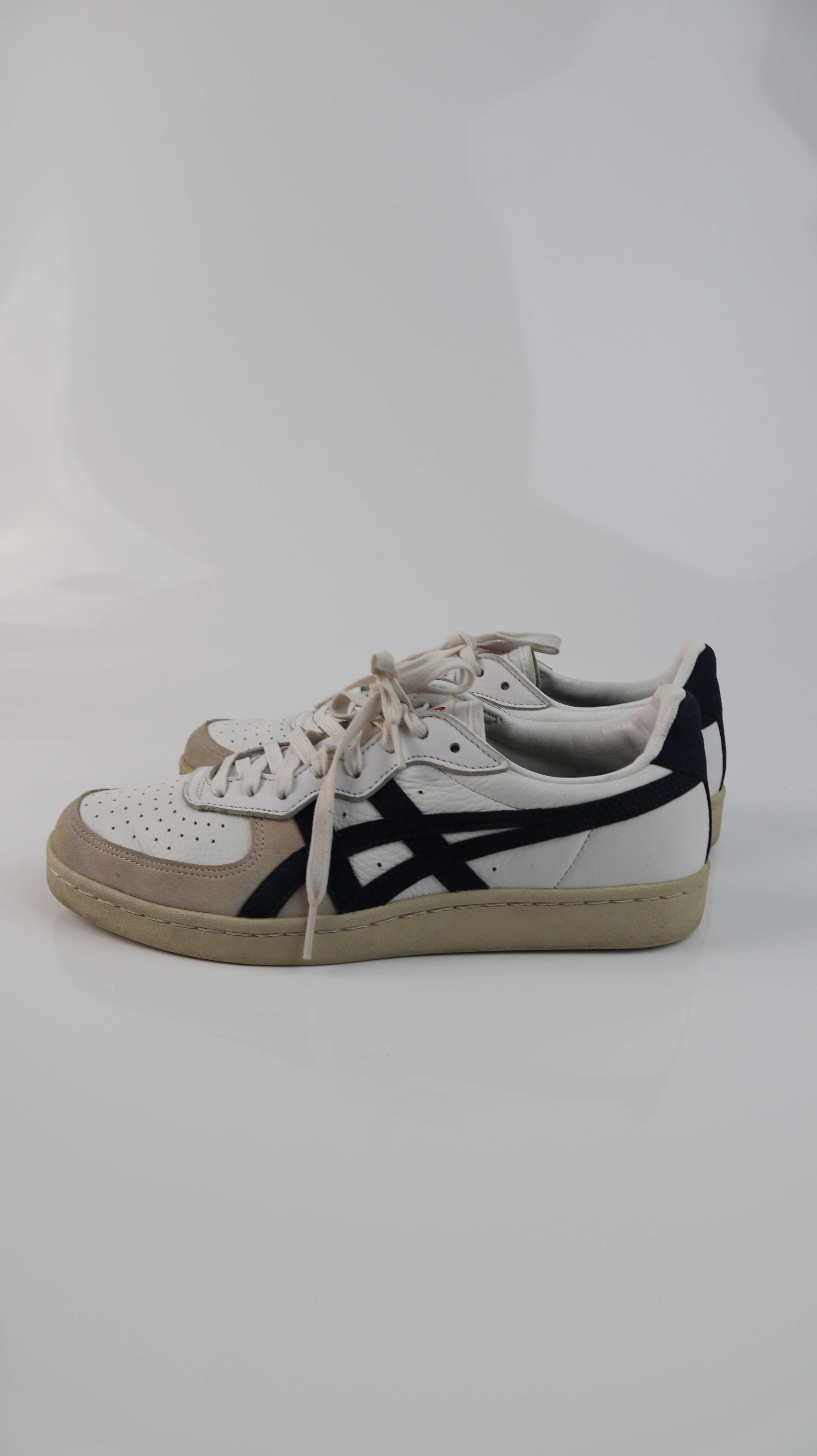 Asics Sneaker Turnschuhe weiß Creme 40,5 Schnürer