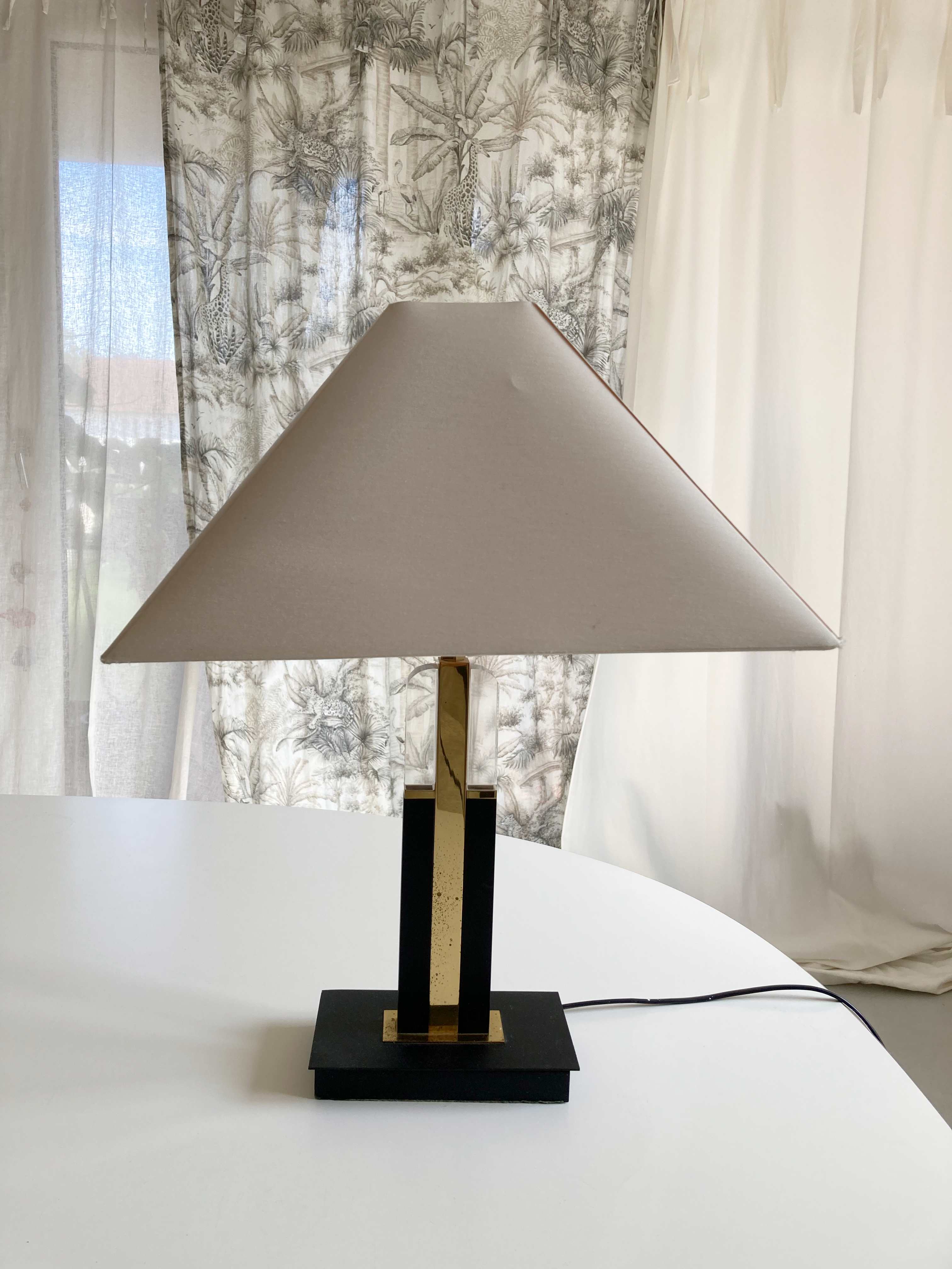 Lampe Tischlampe eckig Creme Beige geometrisch 90er Gold Schwarz