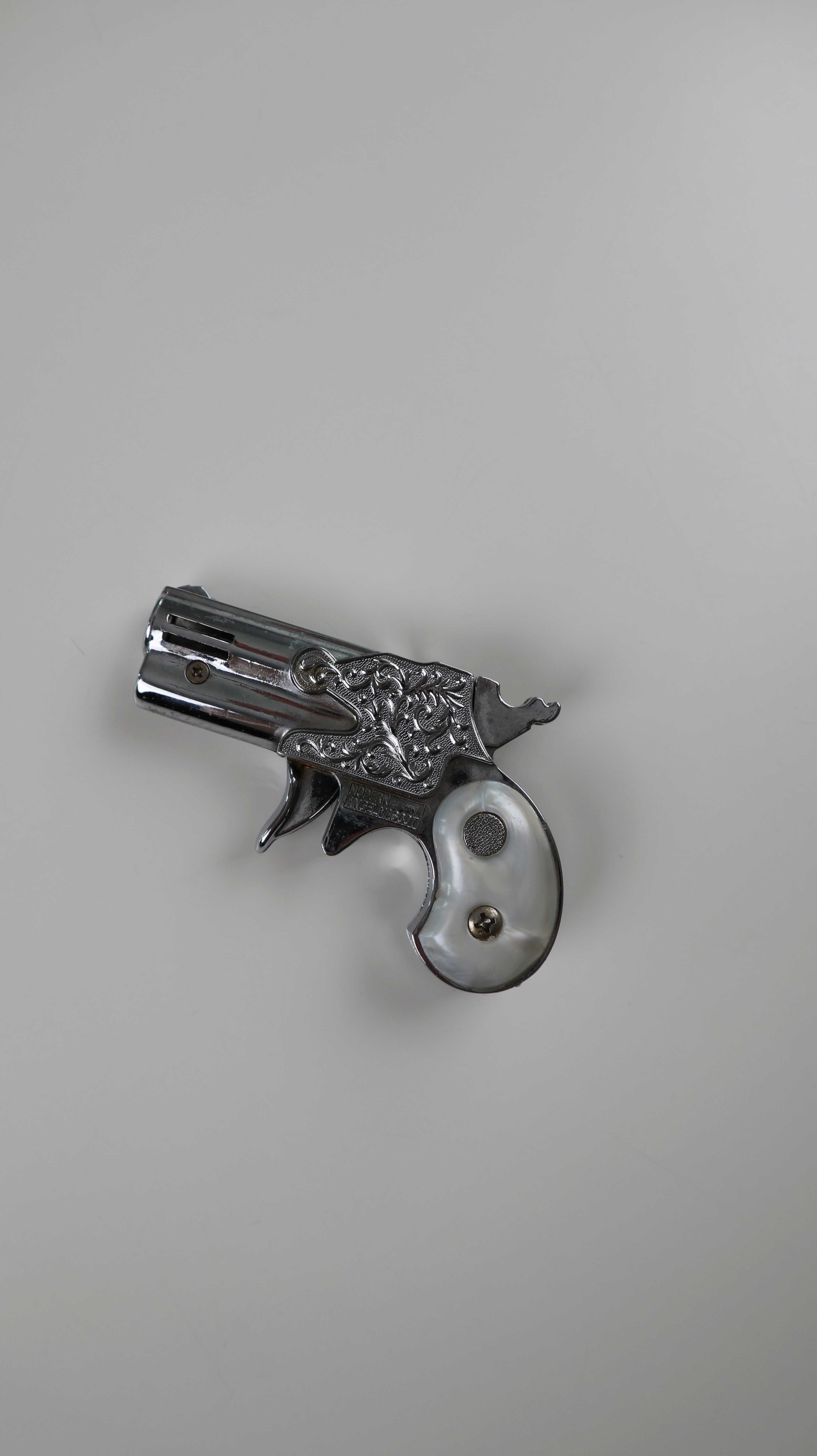 Feuerzeug Gasfeuerzeug Silber Pistol