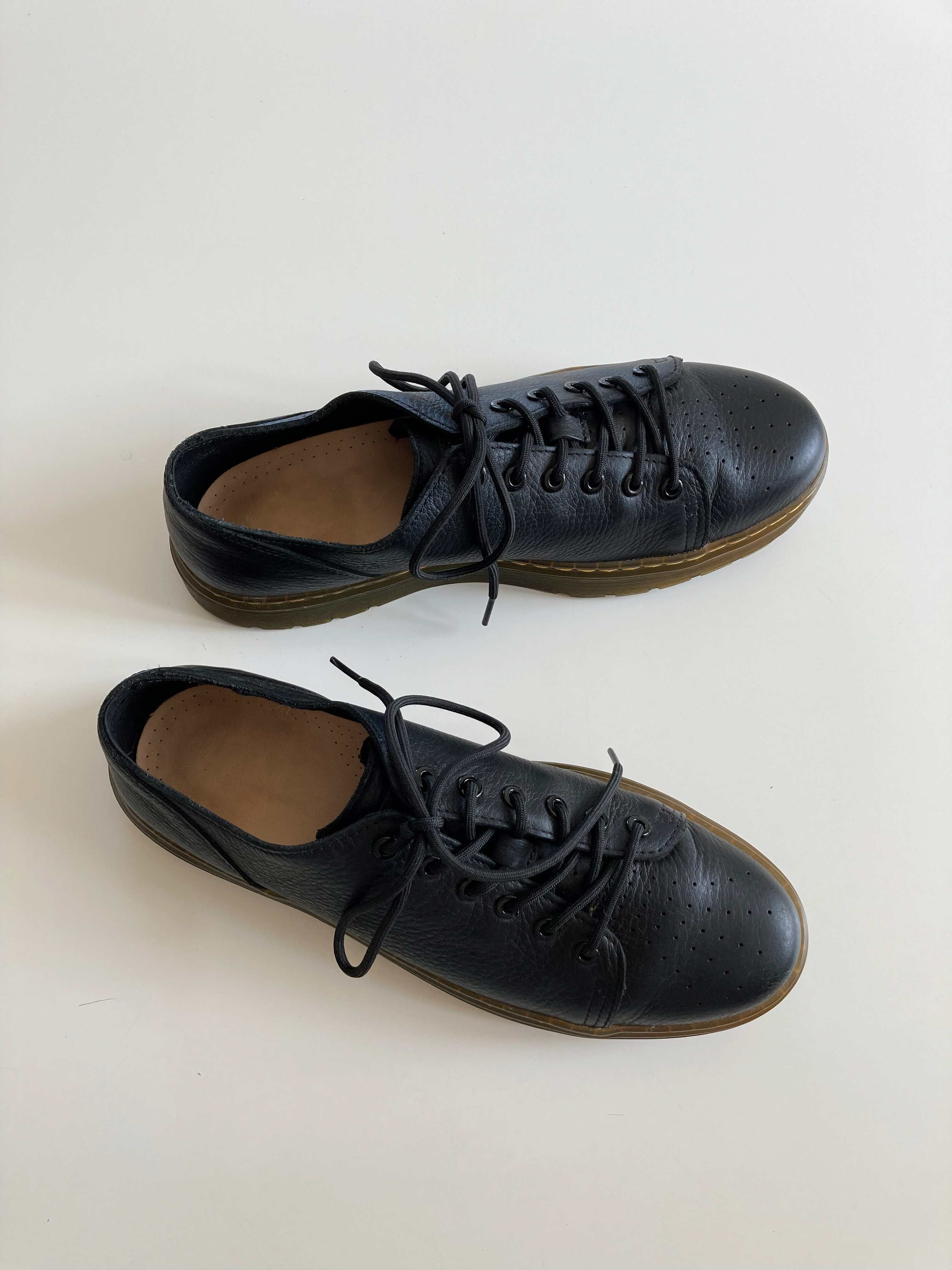 Dr. Martens Halbschuhe Schwarz Loafer 45 gelocht Neuwertig Lederschuhe