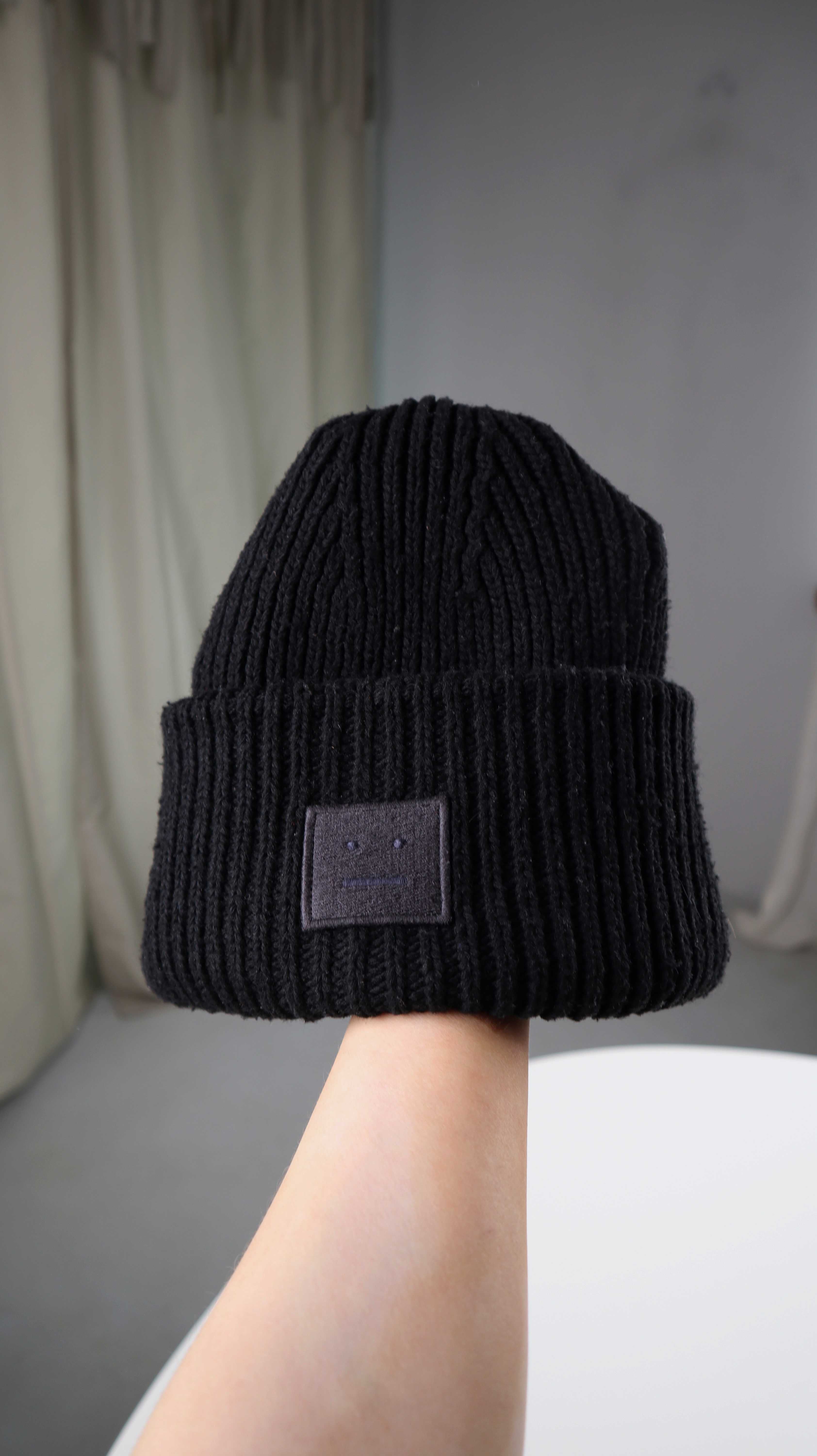 Acne Studios Mütze Beanie schwarz basic Wolle Wollmütze Smiley