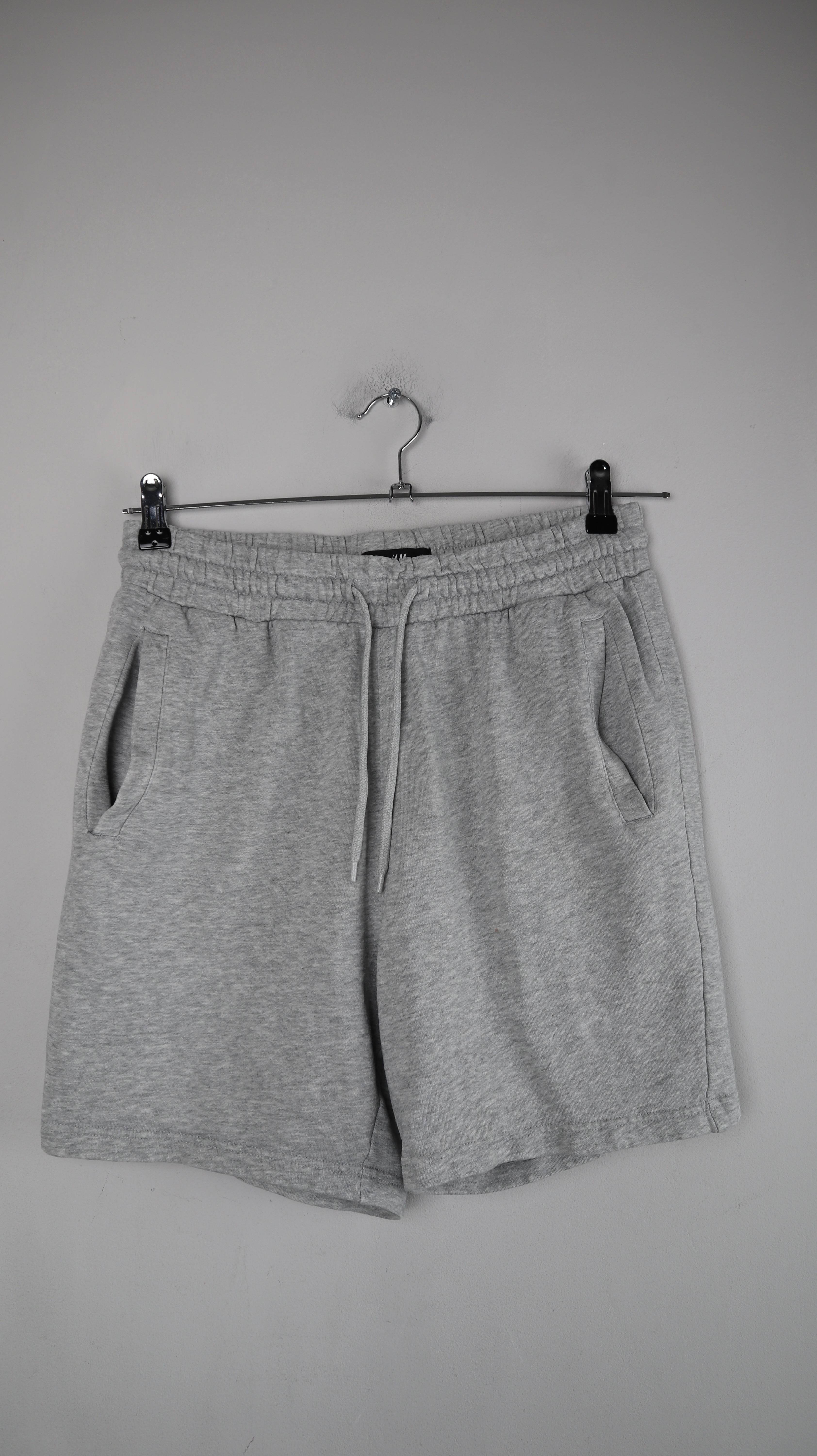 H&M Shorts Grau Sommershorts Capri Hose Sporthose M kurze Hose