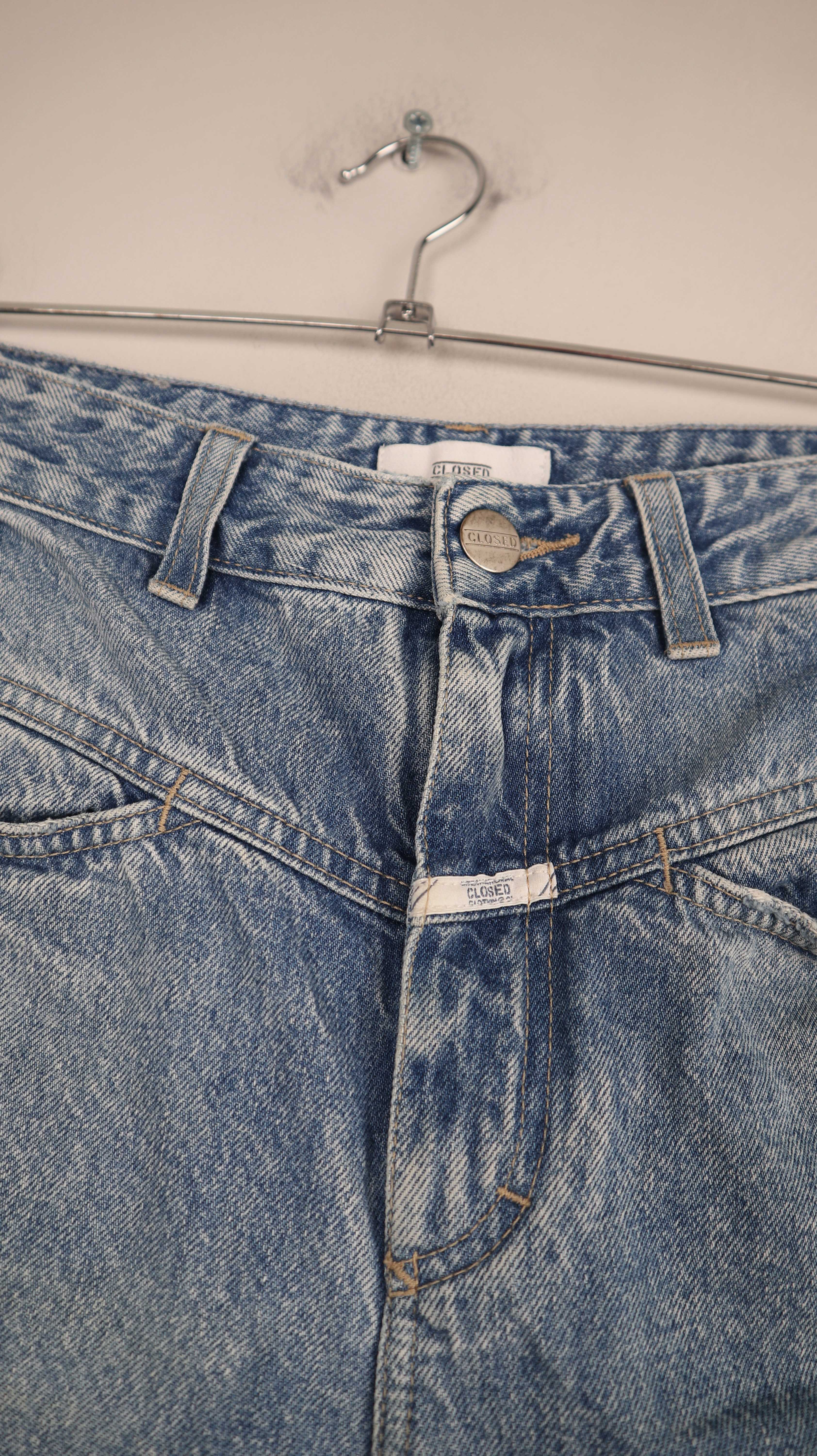 closed pedal twist jeans Closed Pedal Twist Hose Jeans Hell 26 washed high waist – Handpicked pieces