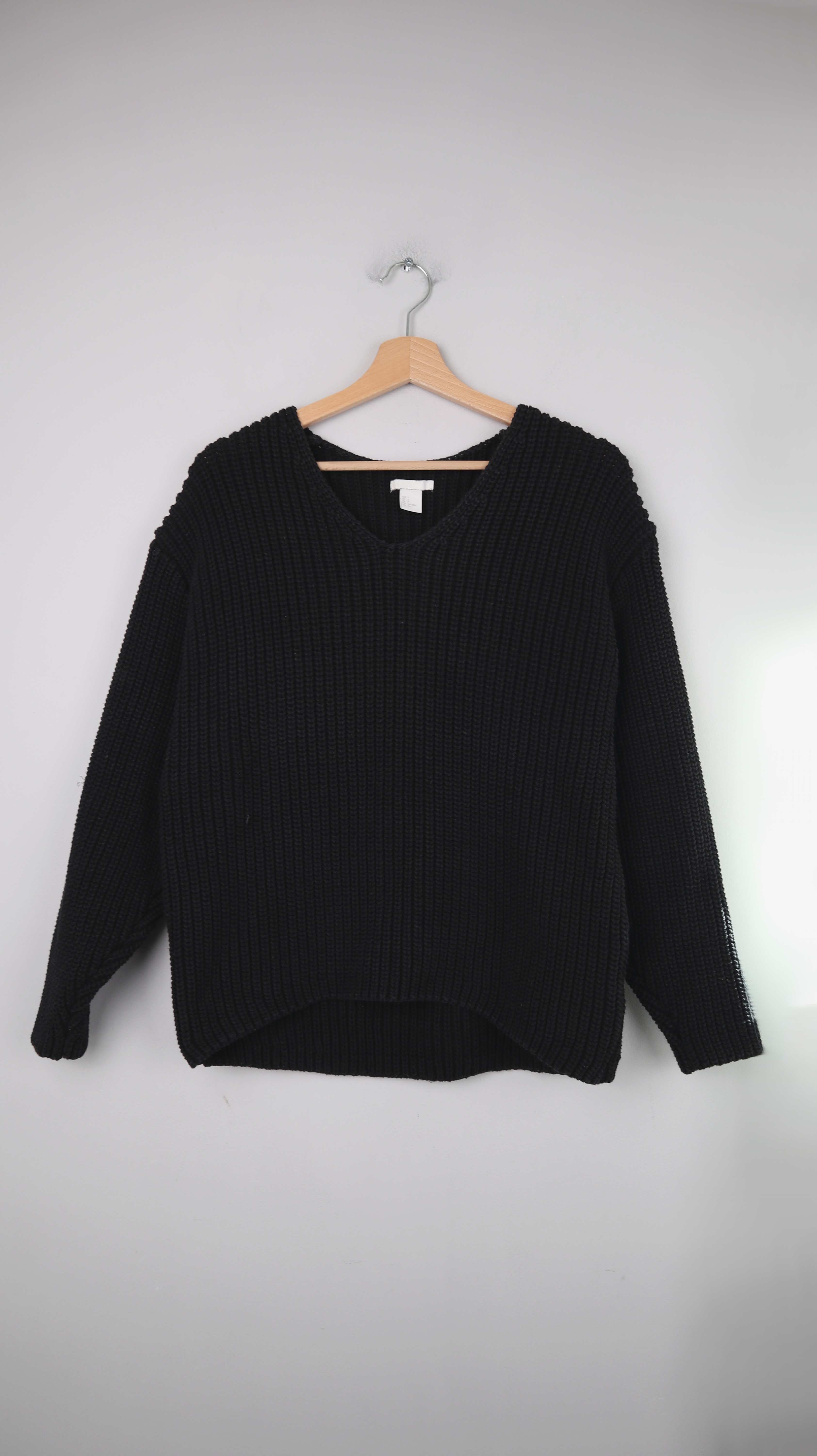 H&M basic Pullover 36 S schwarz gestrickt Strickpullover V-Ausschnitt
