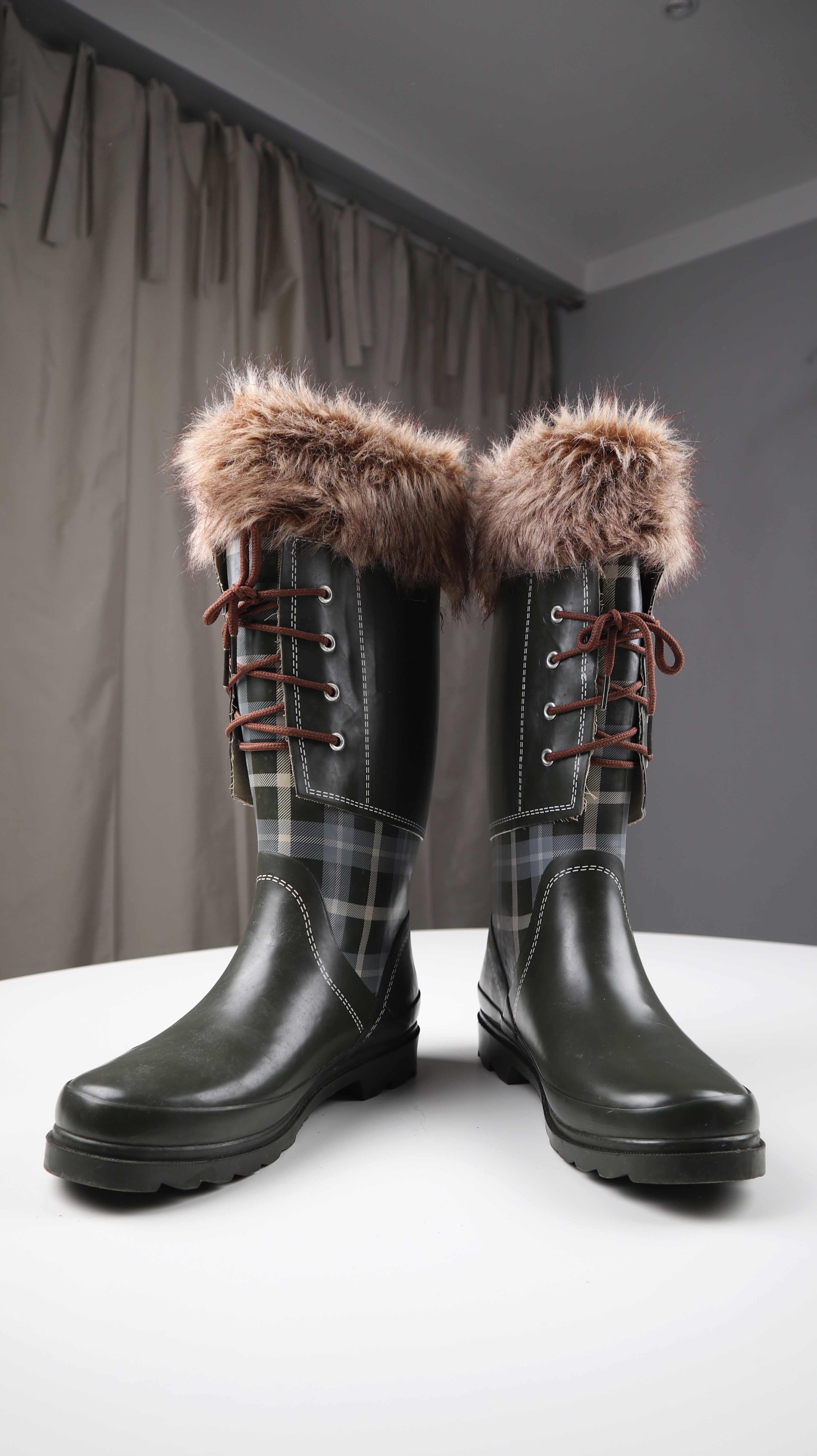 Giesswein Gummistiefel 39 Grün gefüttert Winterstiefel kariert Fell