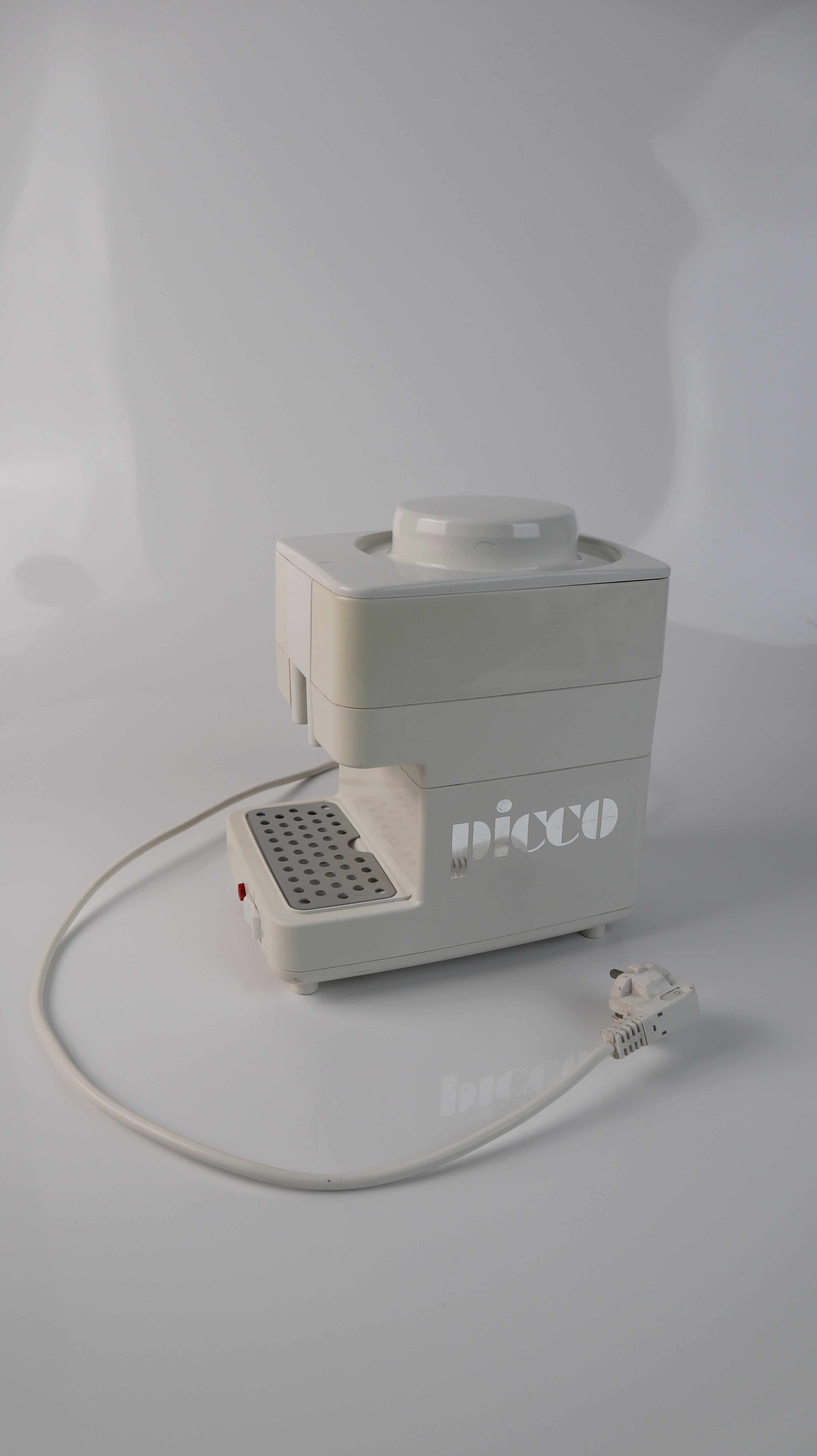 Picco Espressomaschine Kaffeemaschine Retro Made in Italy Creme Beige