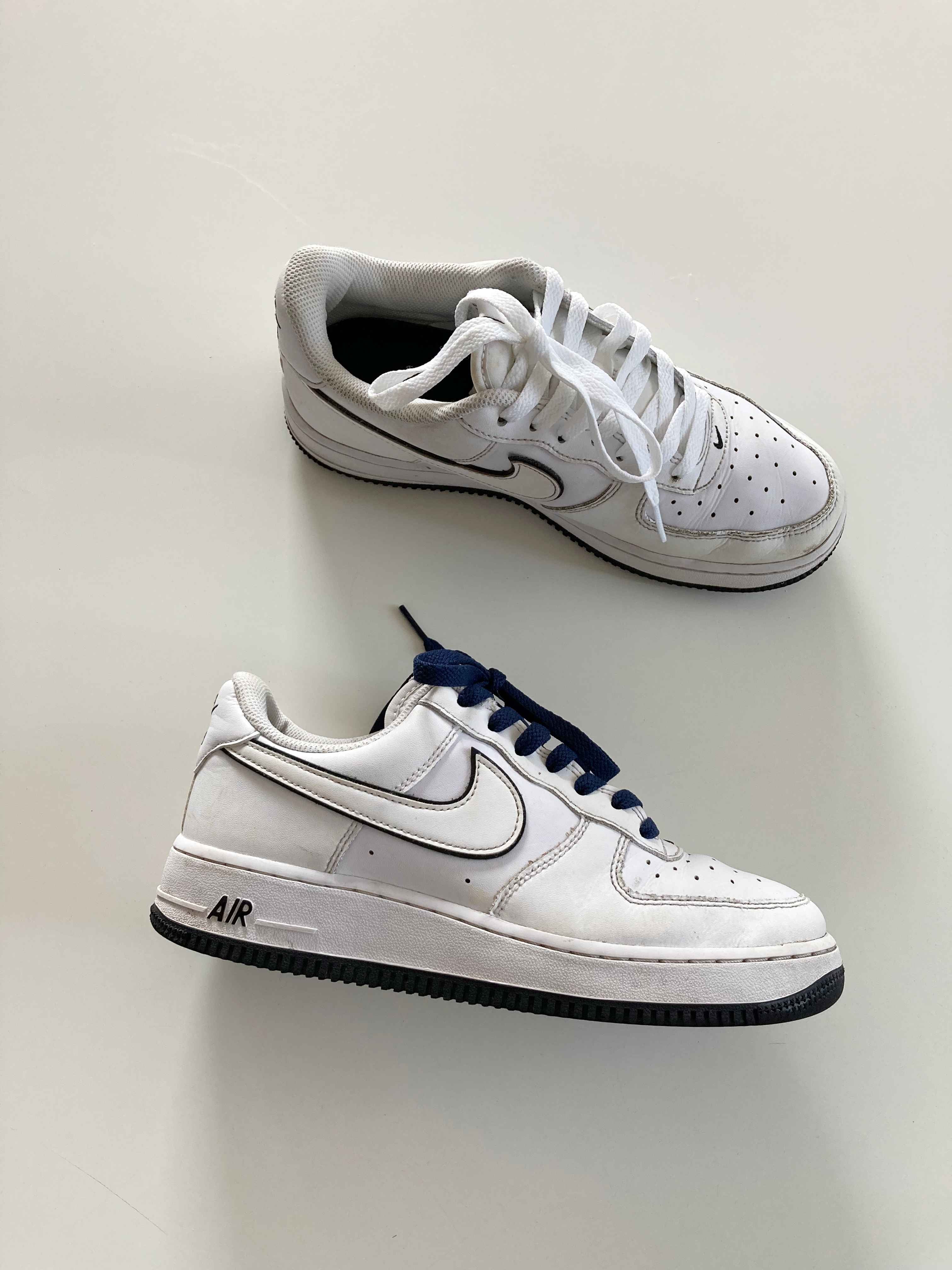 Nike Air Sneaker Turnschuhe weiß weiss blau 40