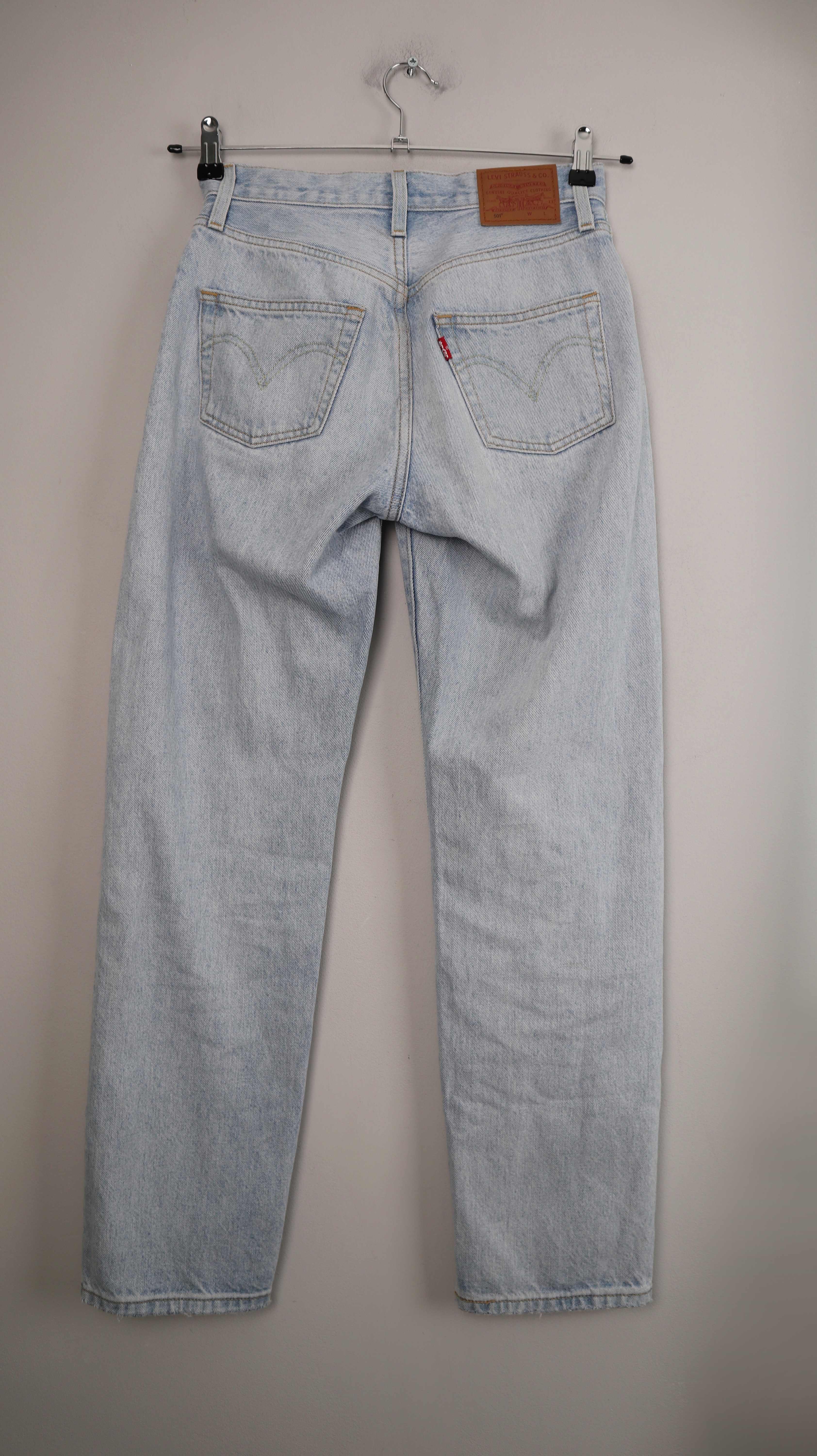 Levis Jeans denim blau Hose 501 26 mid waist washed straight leg