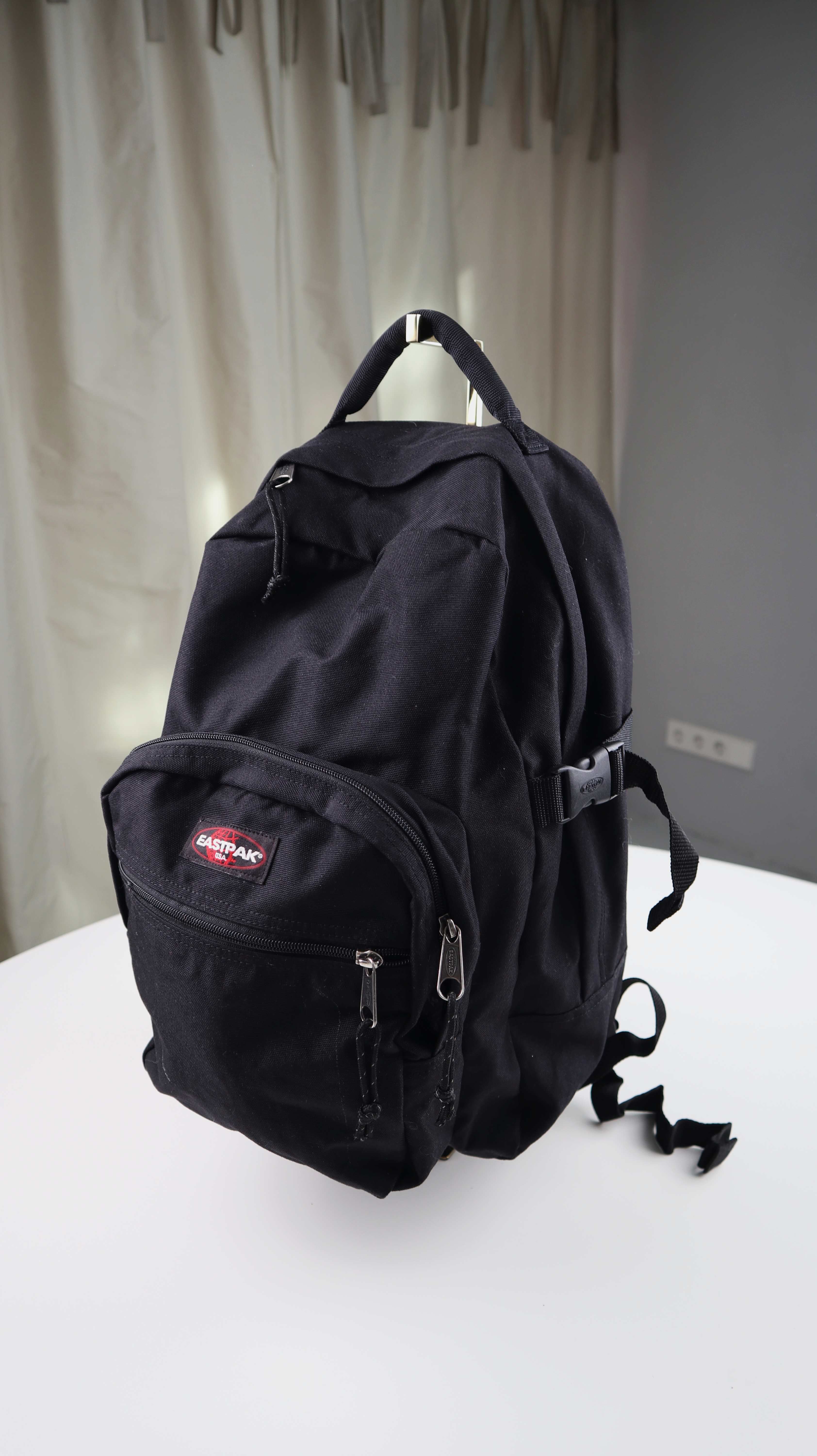 Eastpak Rucksack schwarz Schulrucksack Backpacker Tasche