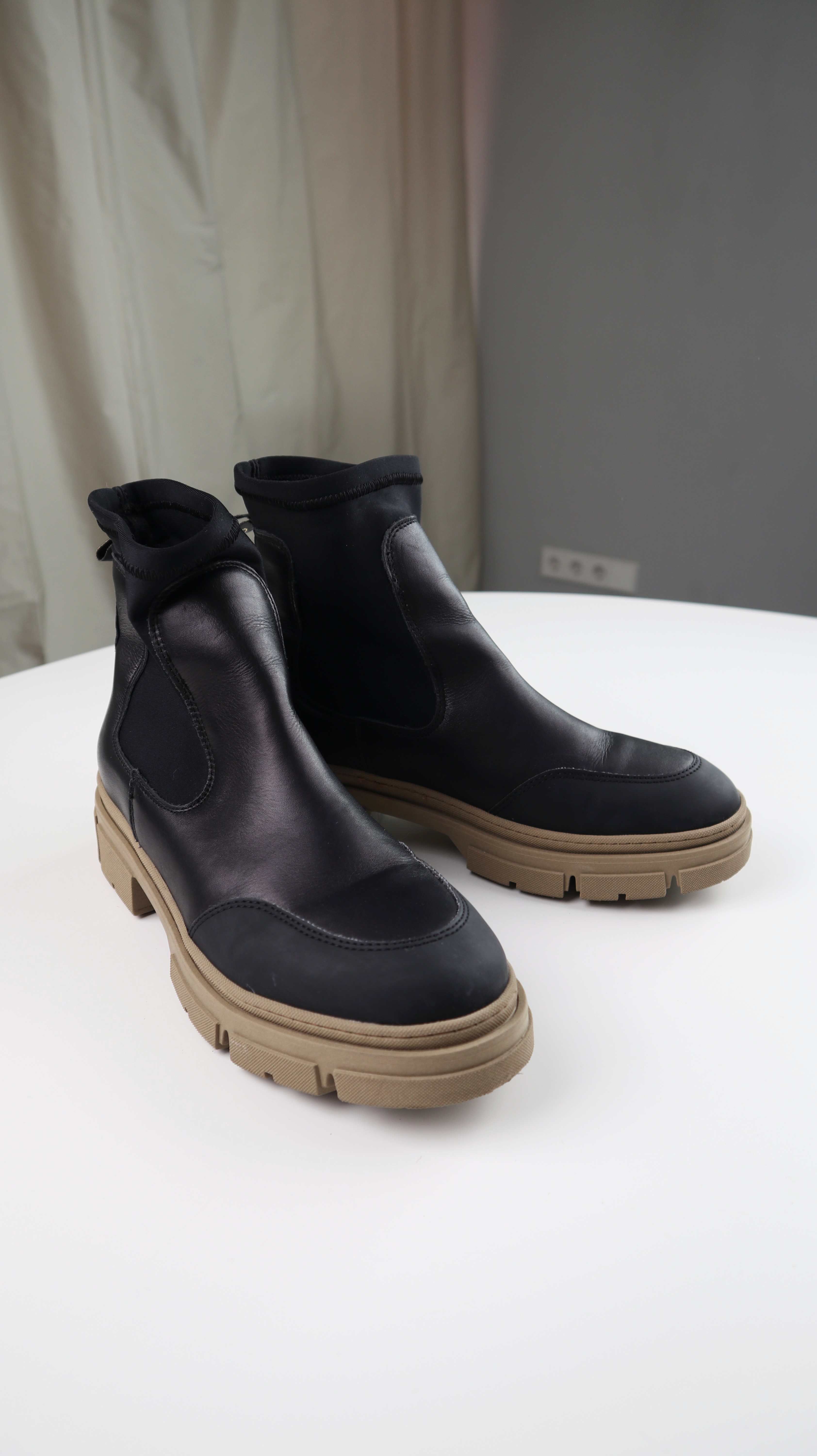 Tamaris Stiefeletten Stiefel schwarz 39 Beige Plateau