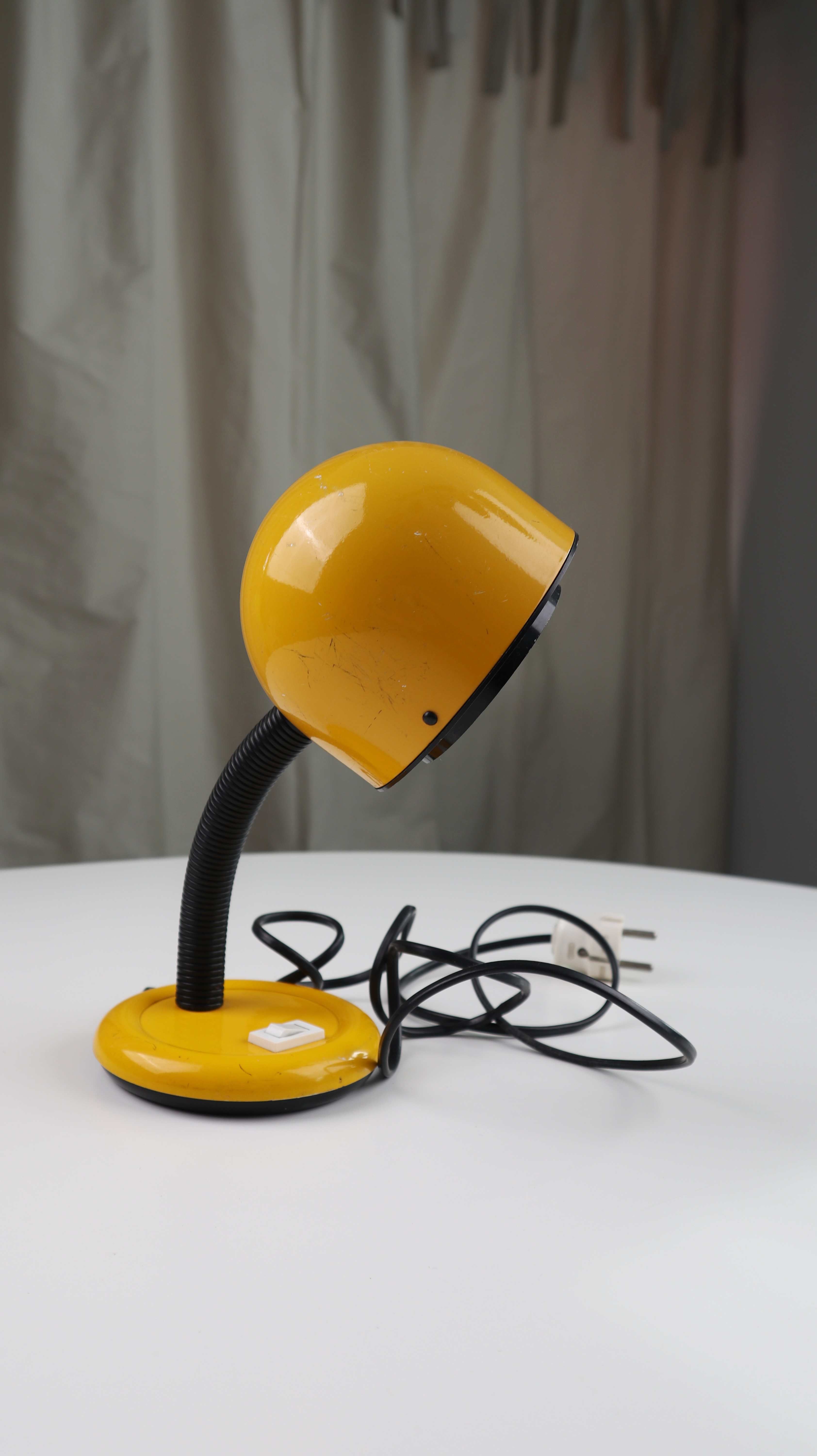 True Vintage Tischlampe Gelb Retro Akzentlampe 90s Senfgelb schwarz