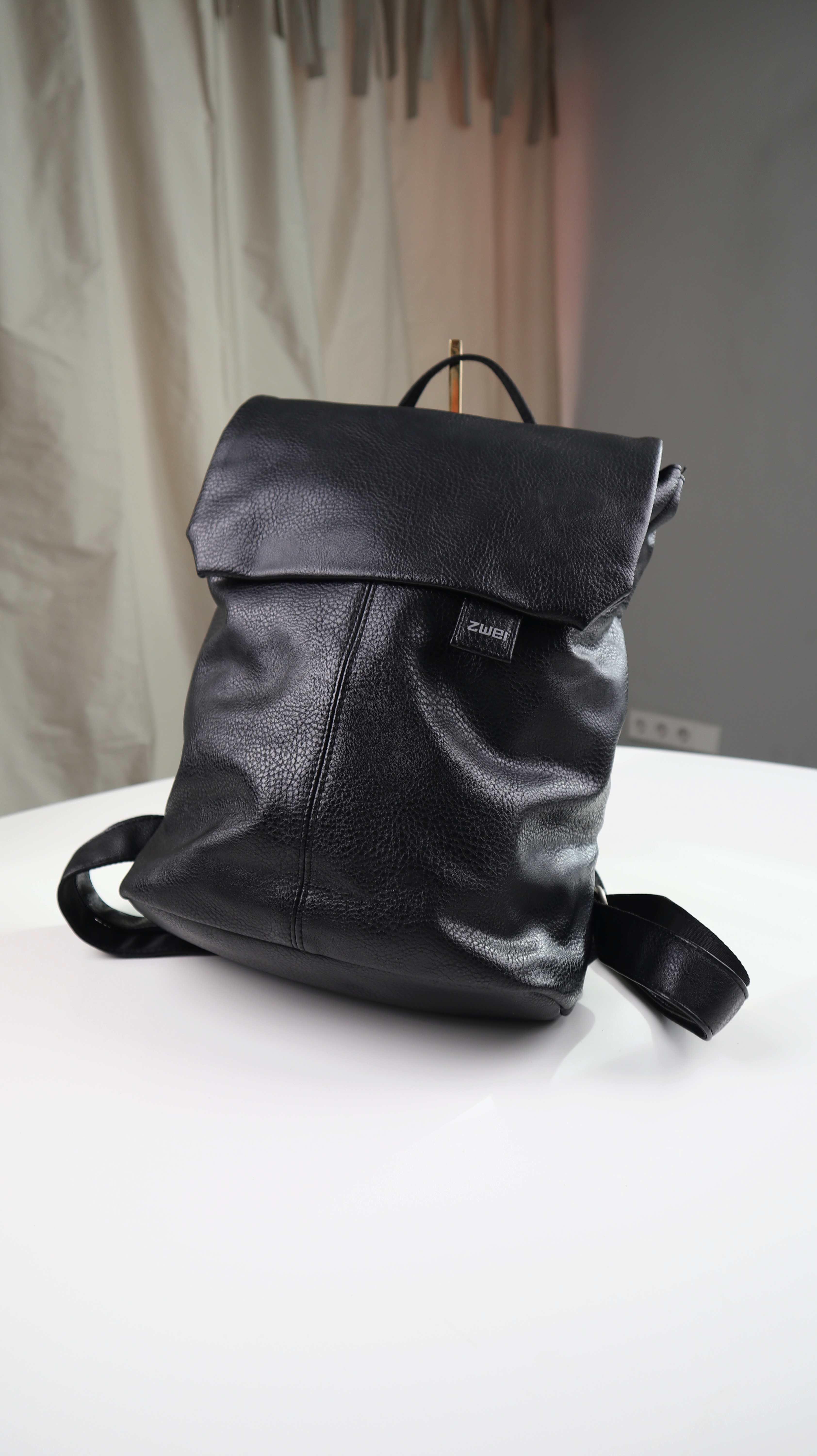 Zwei Rucksack Lederrucksack Tagesrucksack Leder schwarz basic Mademoiselle MR13