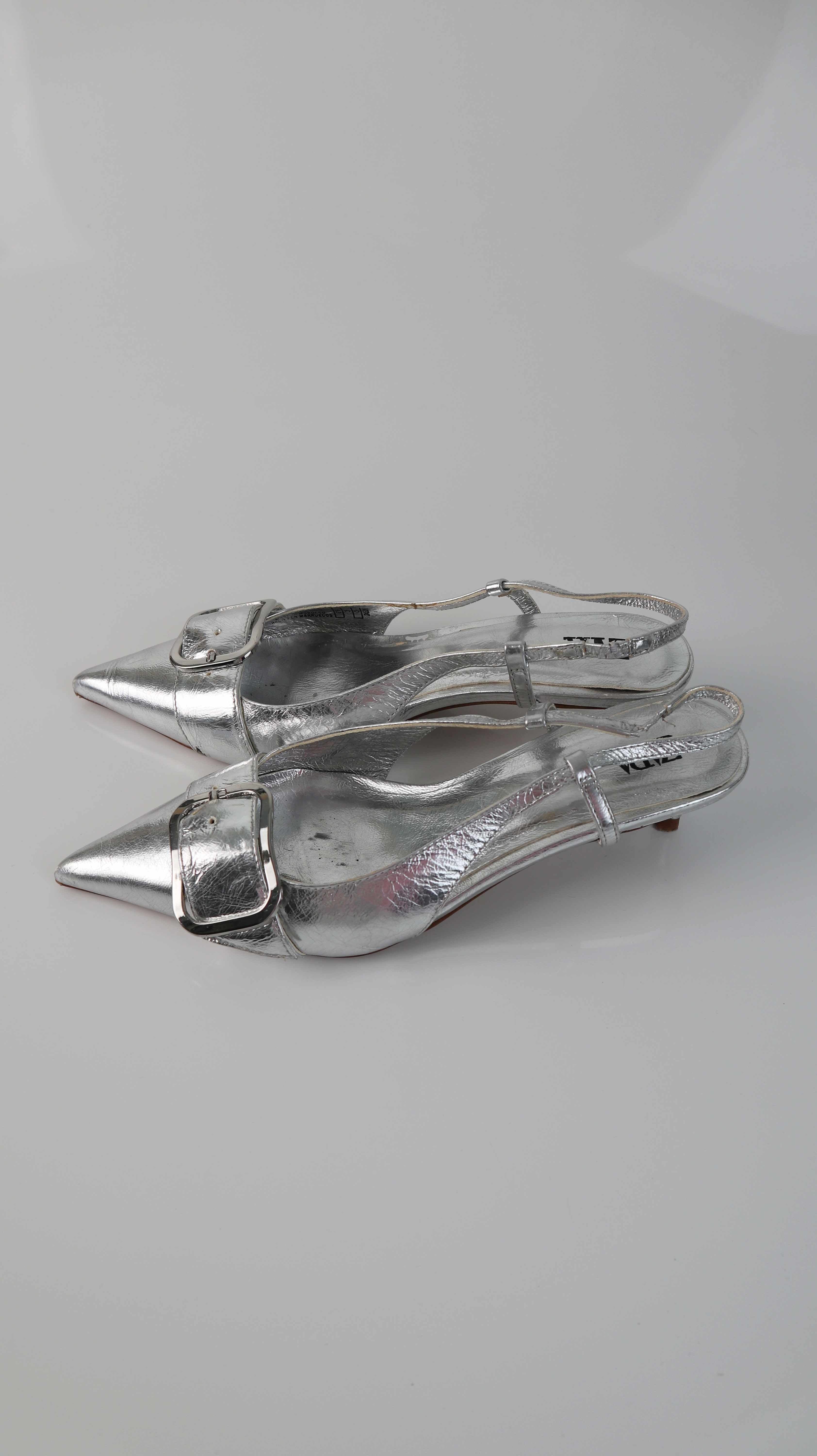 Zara Heels Silber Spitz Absatzschuhe Metallic 38 Pumps