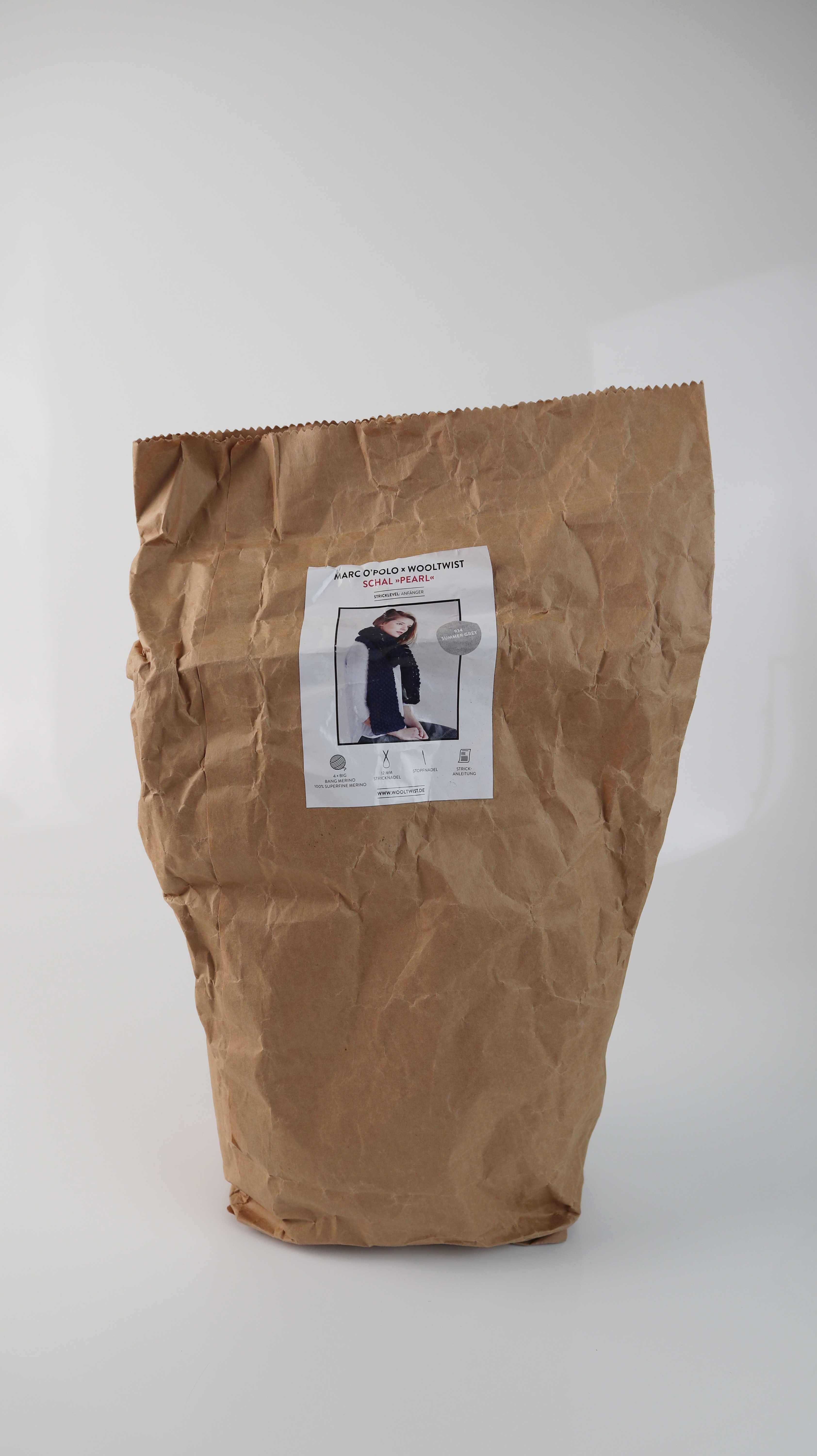 we are knitters Strickset Häkelset grau Schal