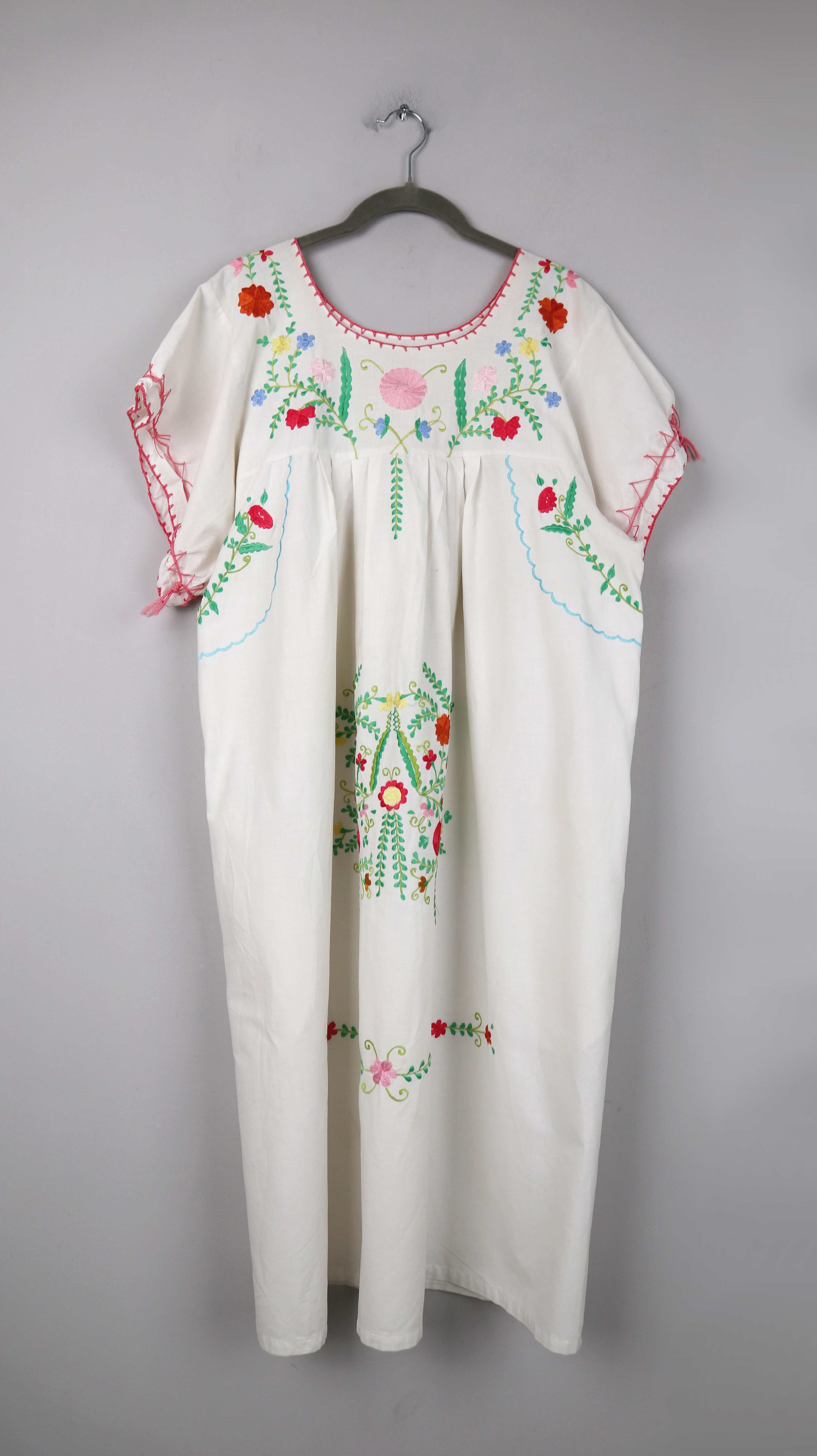 True Vintage Kleid Sommerkleid Midi weiß bestickt Hippie Bohemian 38 M Folklore