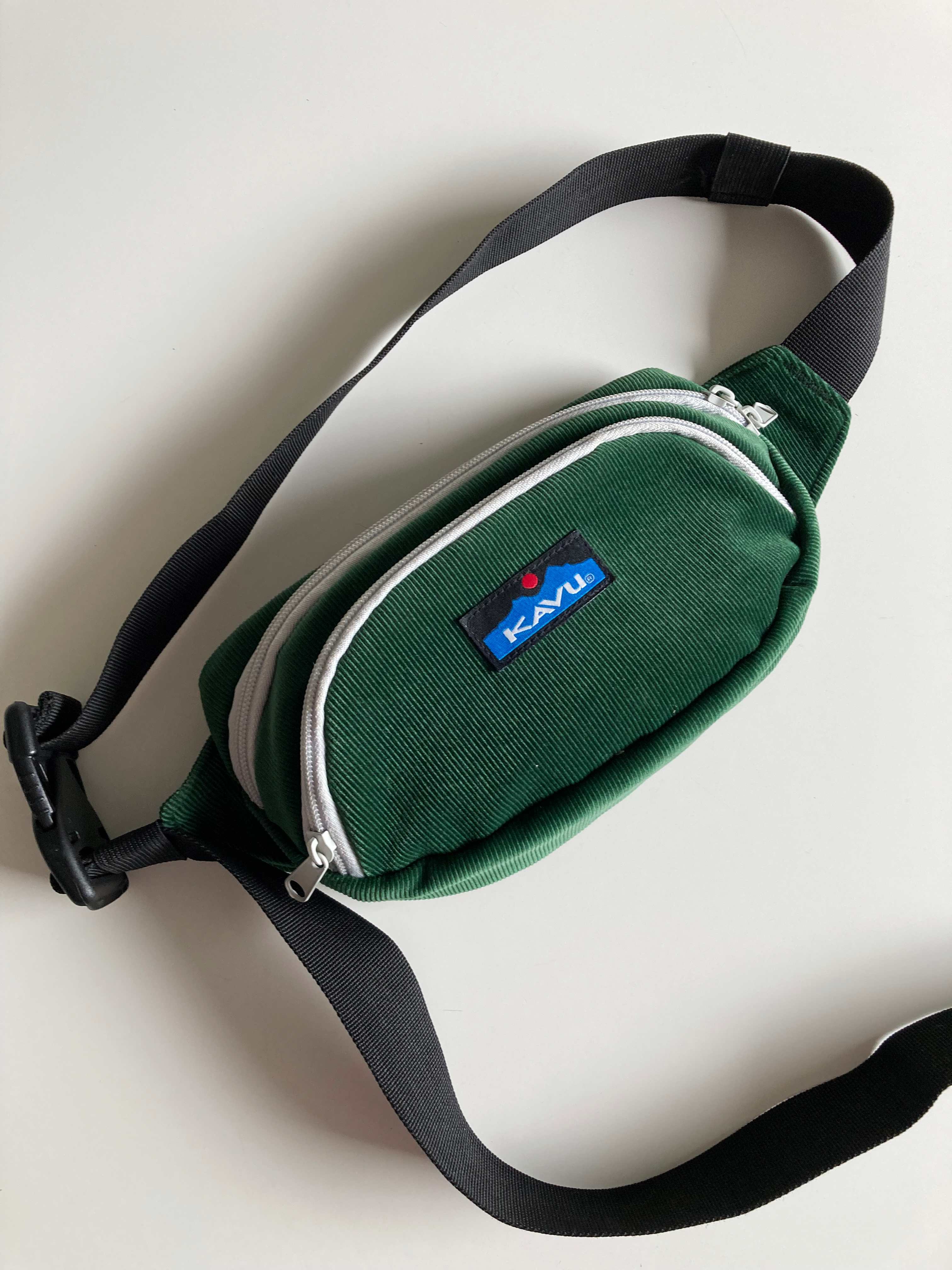 Kavu Bauchtasche Grün Cord Umhängetasche Gürteltasche