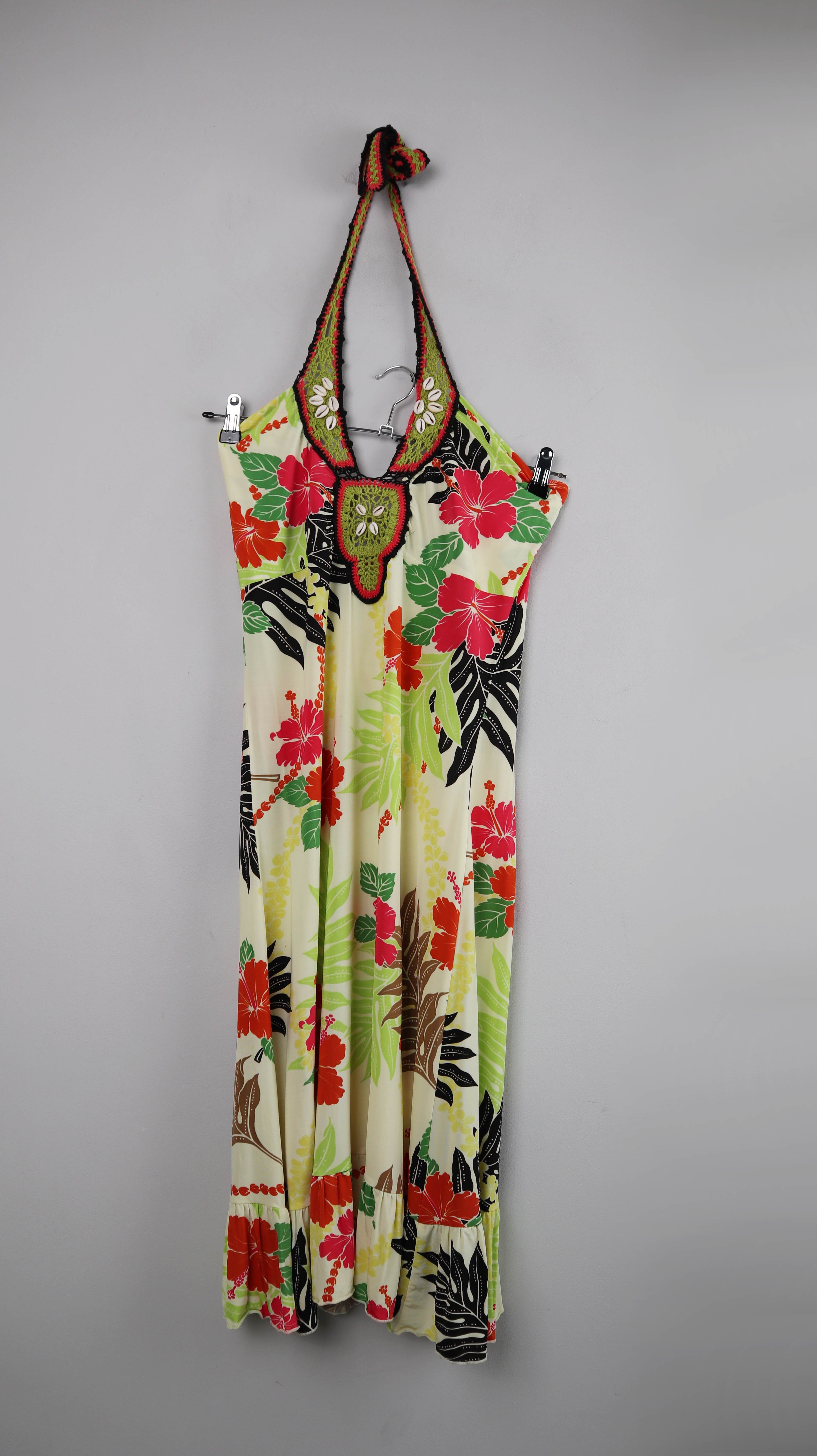 Kleid Sommerkleid Neckholderkleid grün Hawaiiblumen 36 S Midi Midikleid