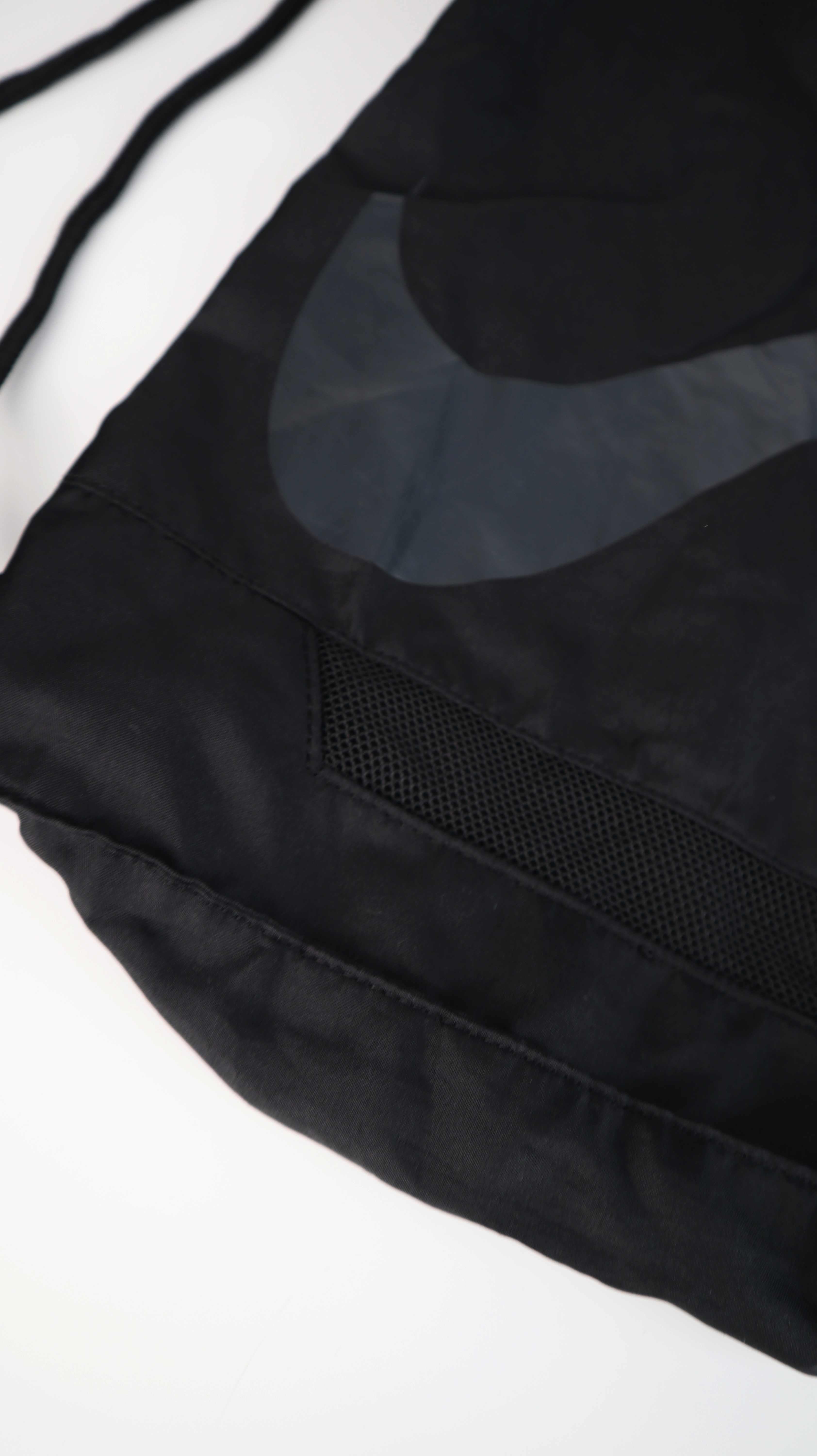 Nike Turnbeutel Sportbeutel Tasche Rucksack schwarz Zipper