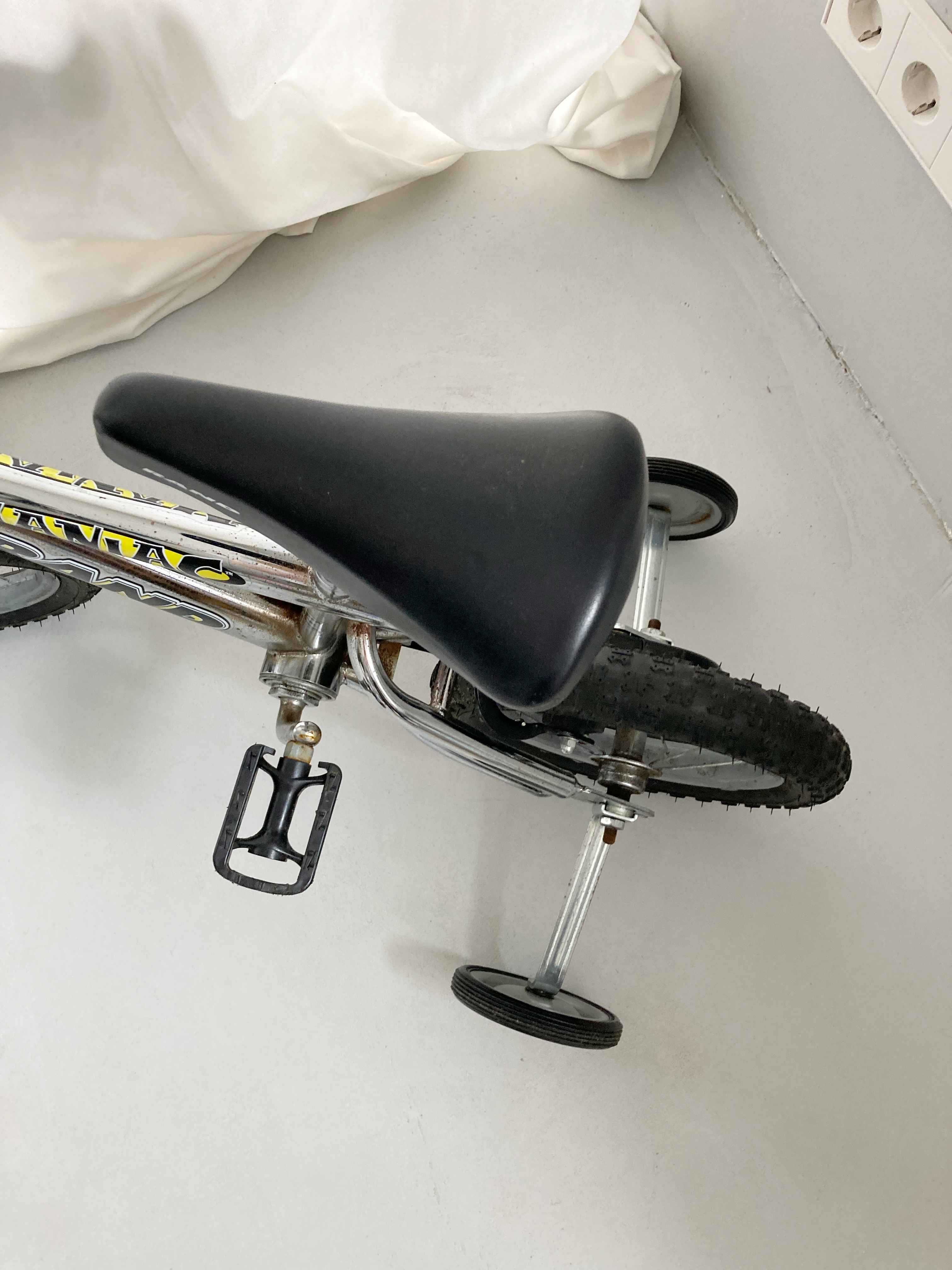 maniac rand kinderfahrrad Maniac Rand 16 Zoll Kinderfahrrad Stützräder Silber Grau – Handpicked pieces