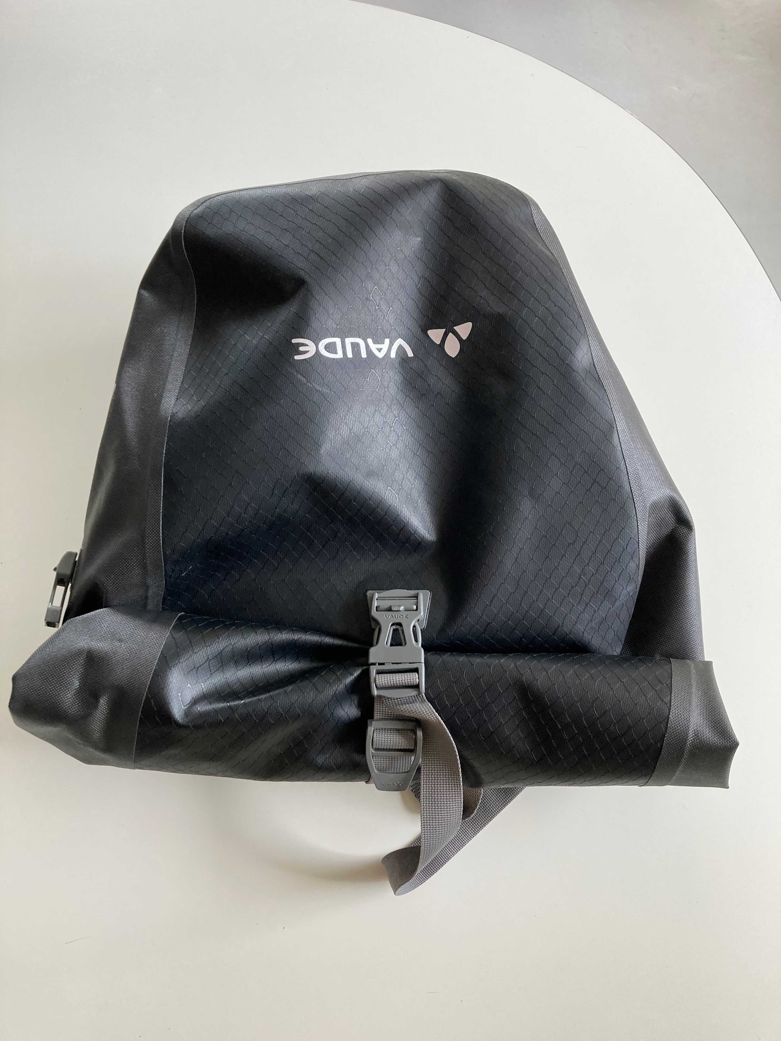 vaude fahrradtasche grau Vaude Fahrradtasche Satteltasche Seitentasche Grau Schwarz – Handpicked pieces